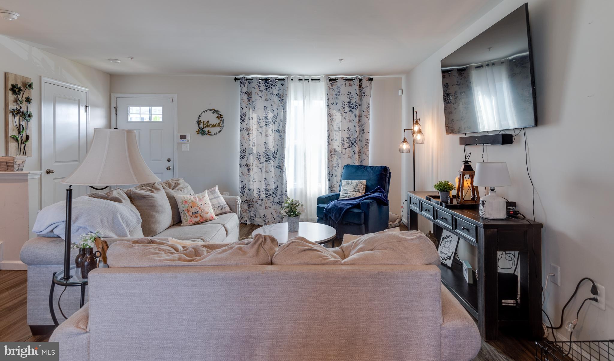 WILLOWGATE AT PAT PK W - Residential