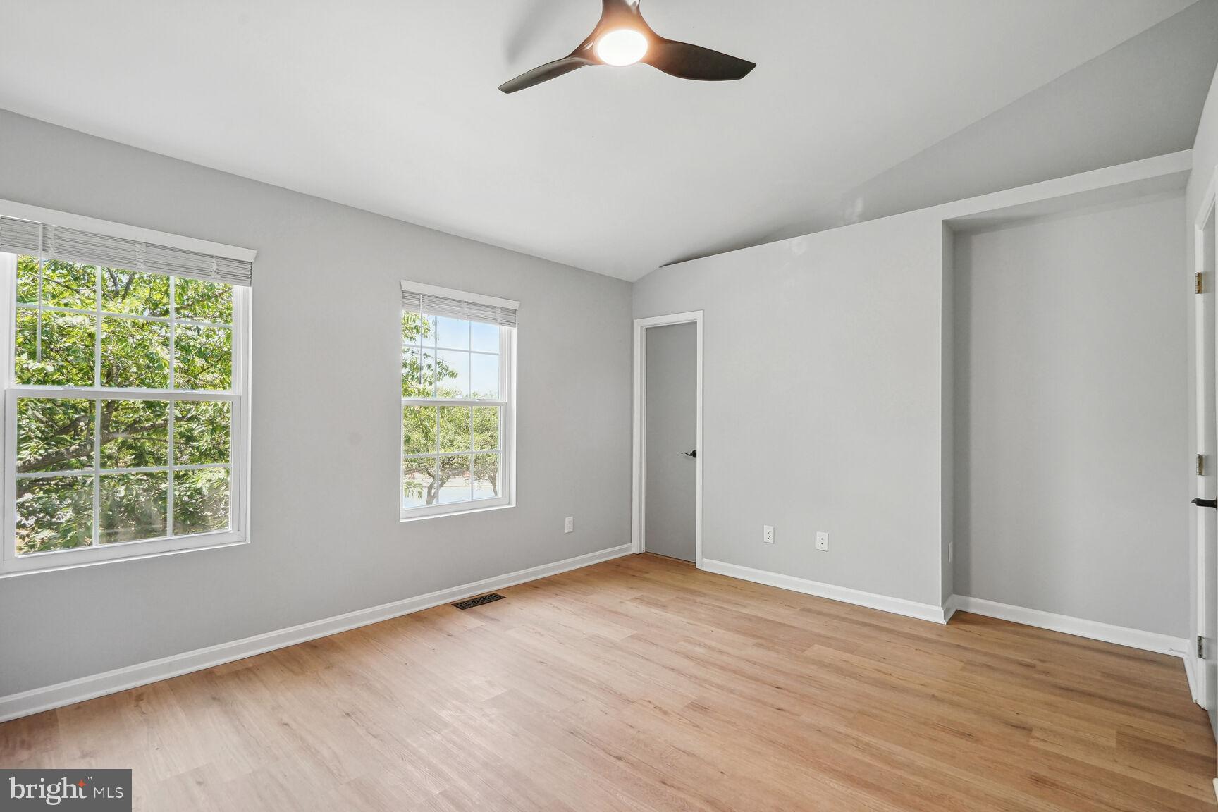 CENTRE RIDGE - Residential Lease