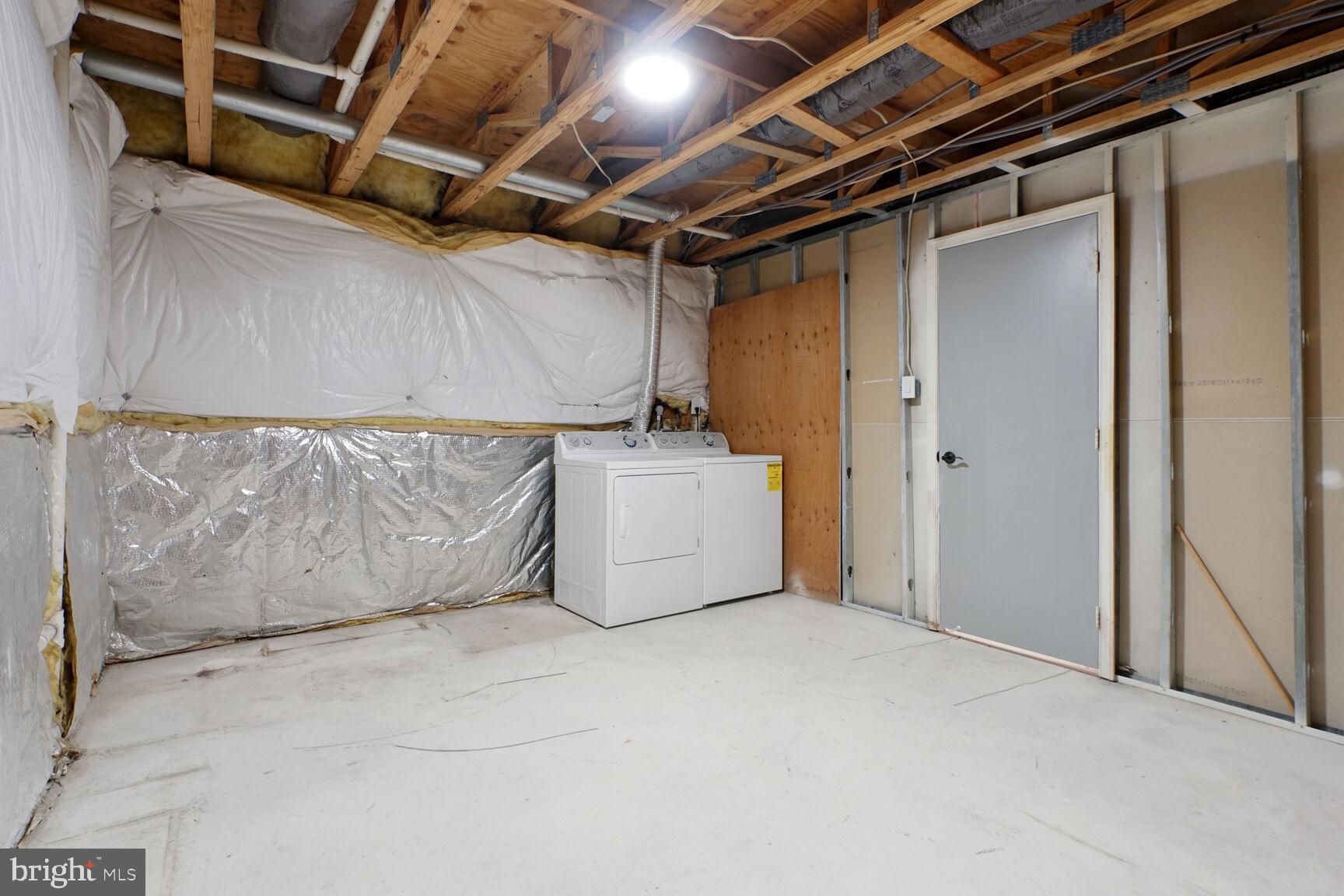 CENTRE RIDGE - Residential Lease