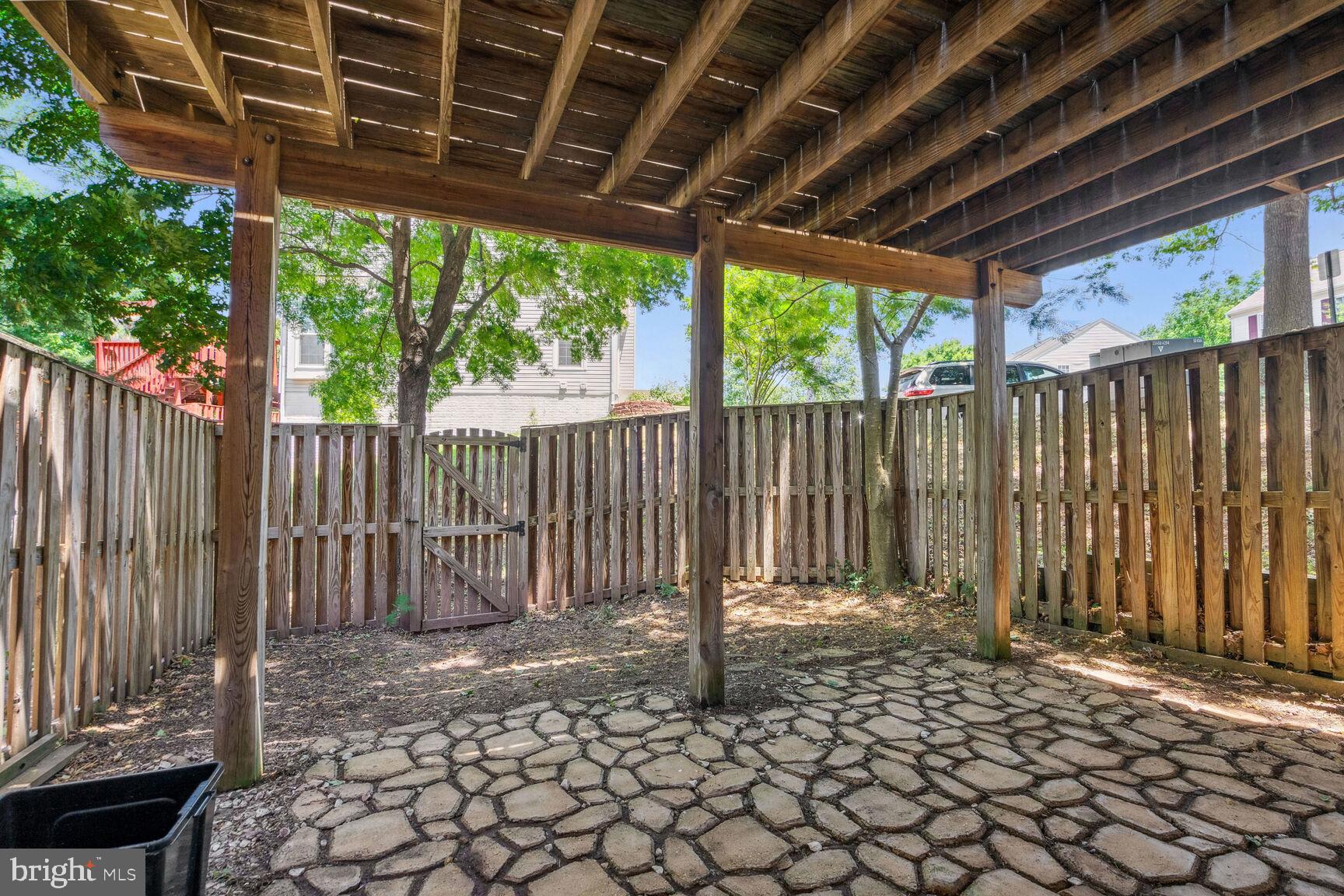 CENTRE RIDGE - Residential Lease