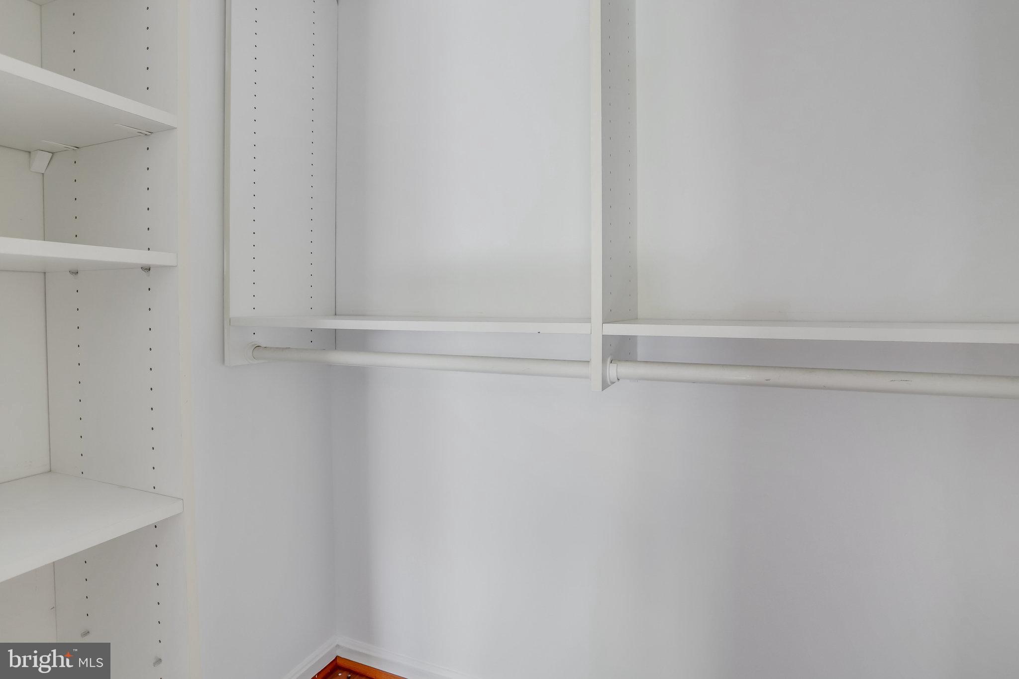 MANCHESTER LAKES - Residential Lease