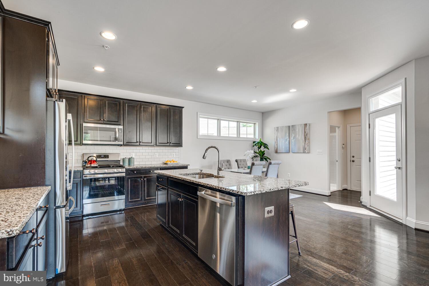 POPLAR RUN - Residential