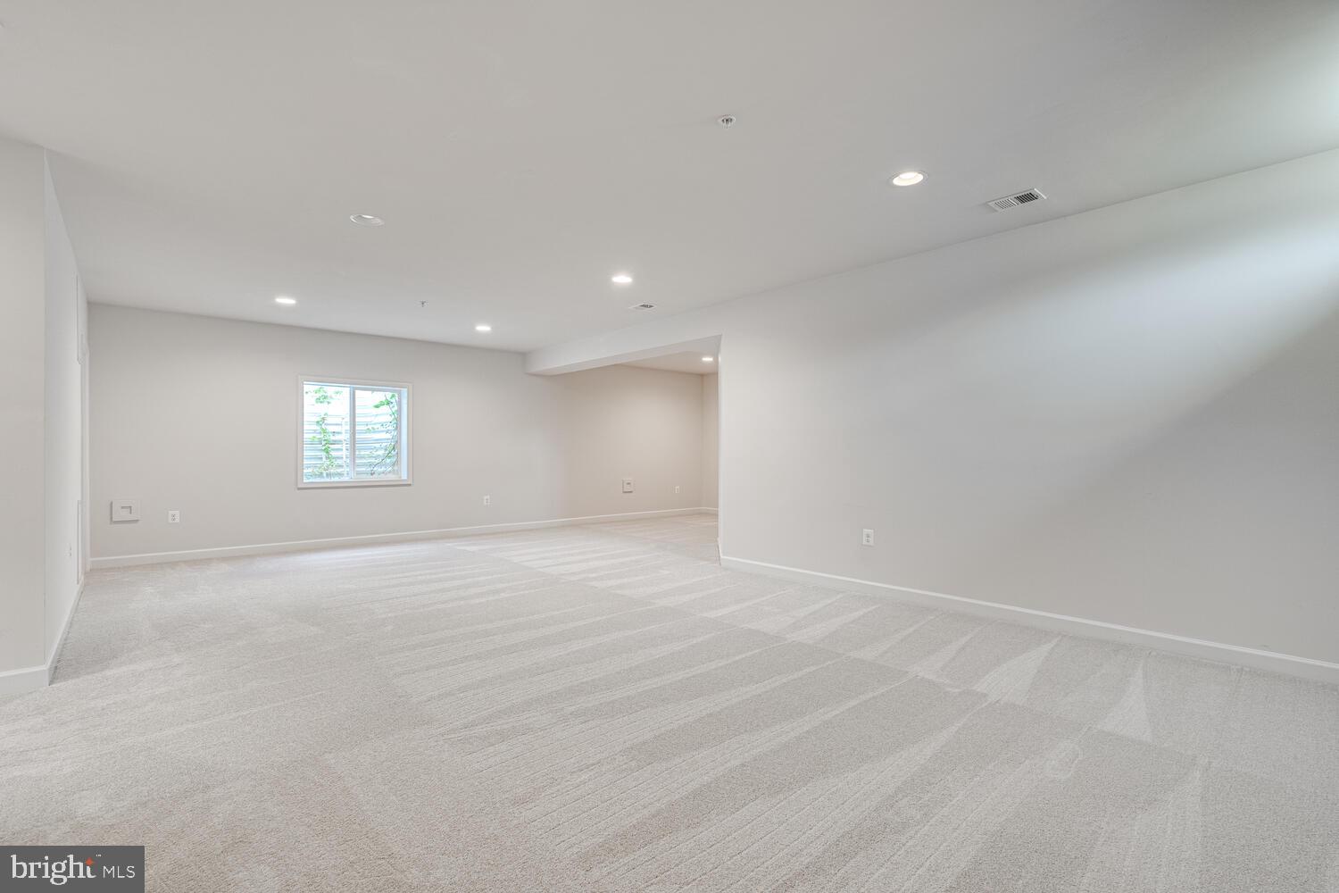 POPLAR RUN - Residential