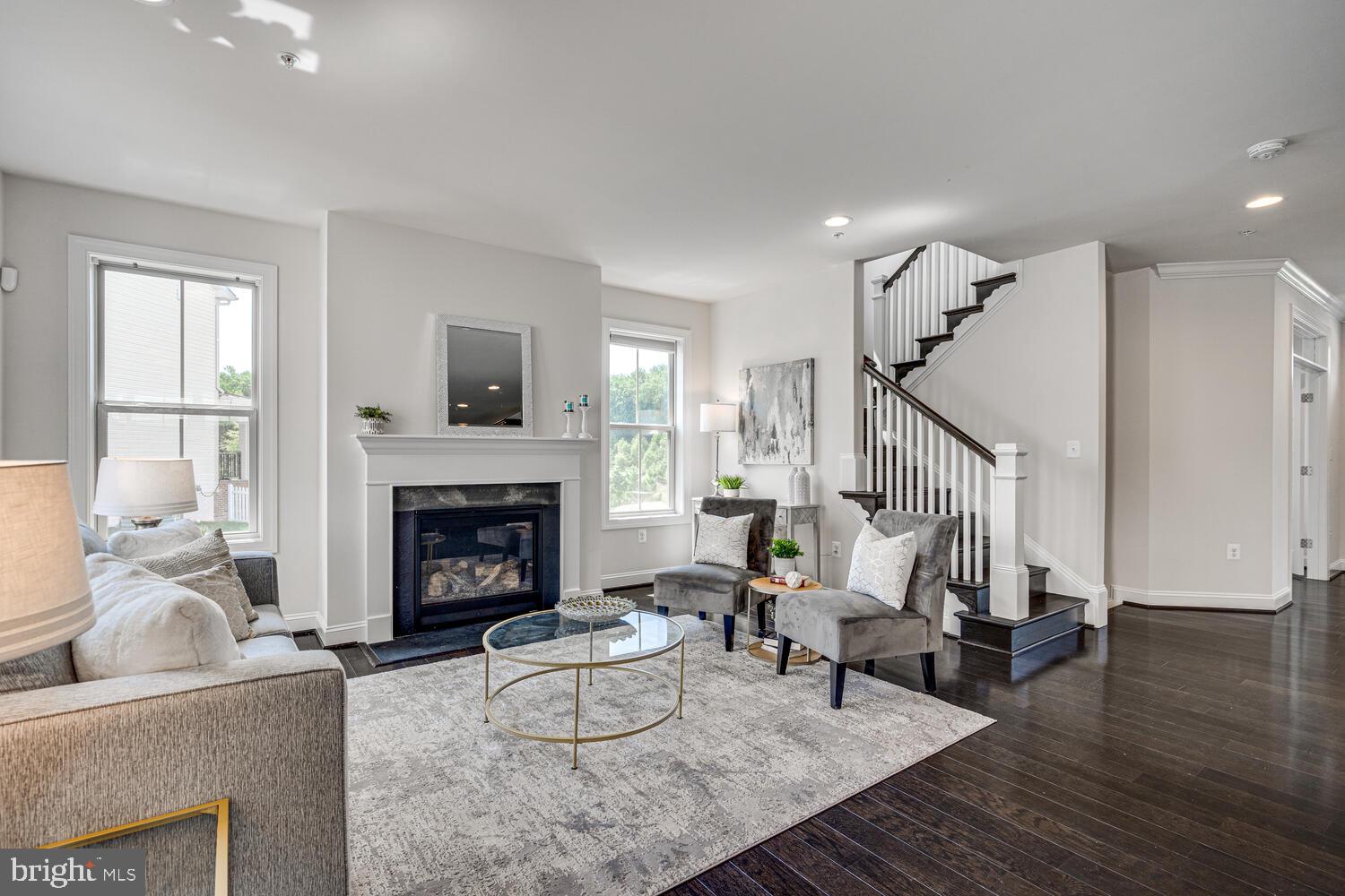 POPLAR RUN - Residential