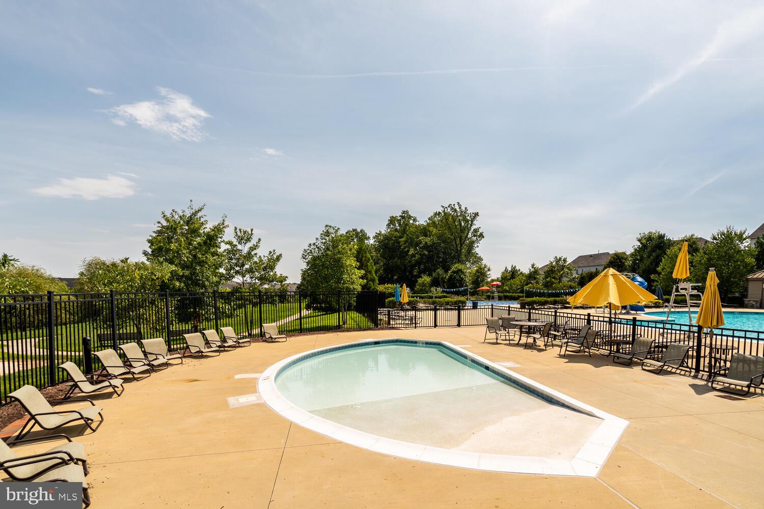 POPLAR RUN - Residential