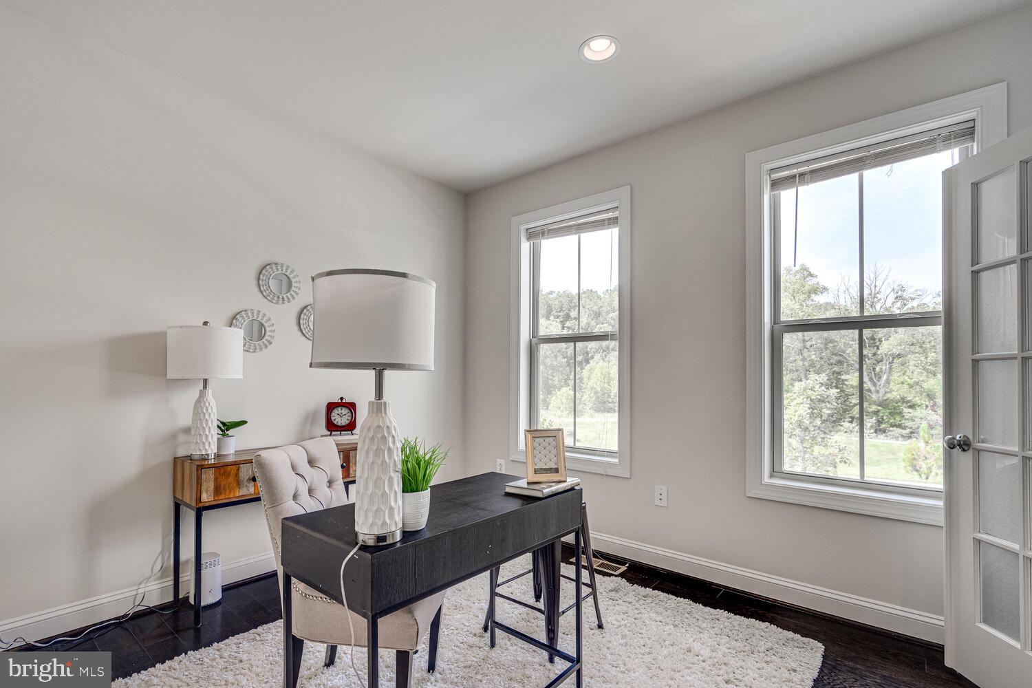 POPLAR RUN - Residential