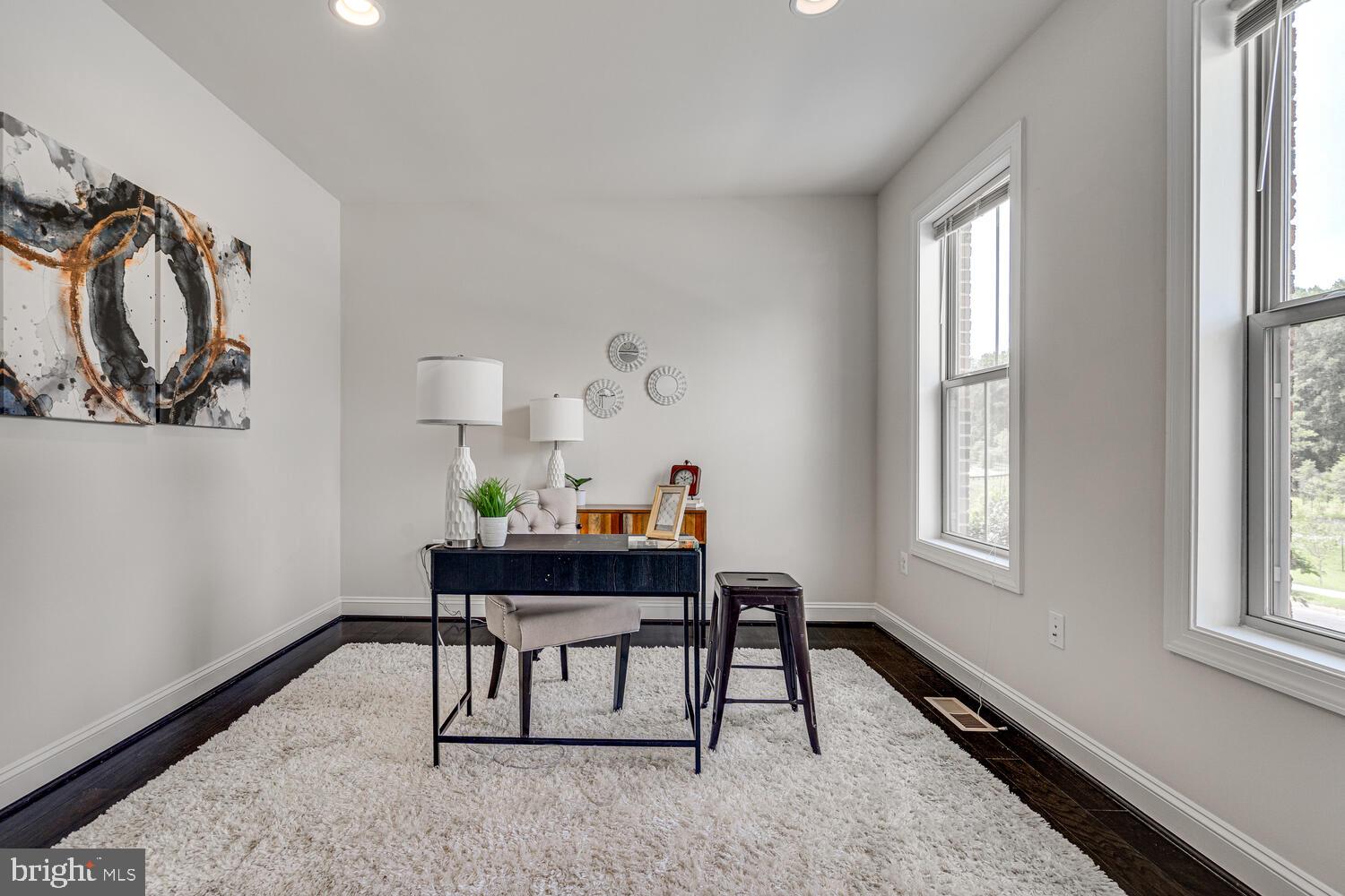 POPLAR RUN - Residential