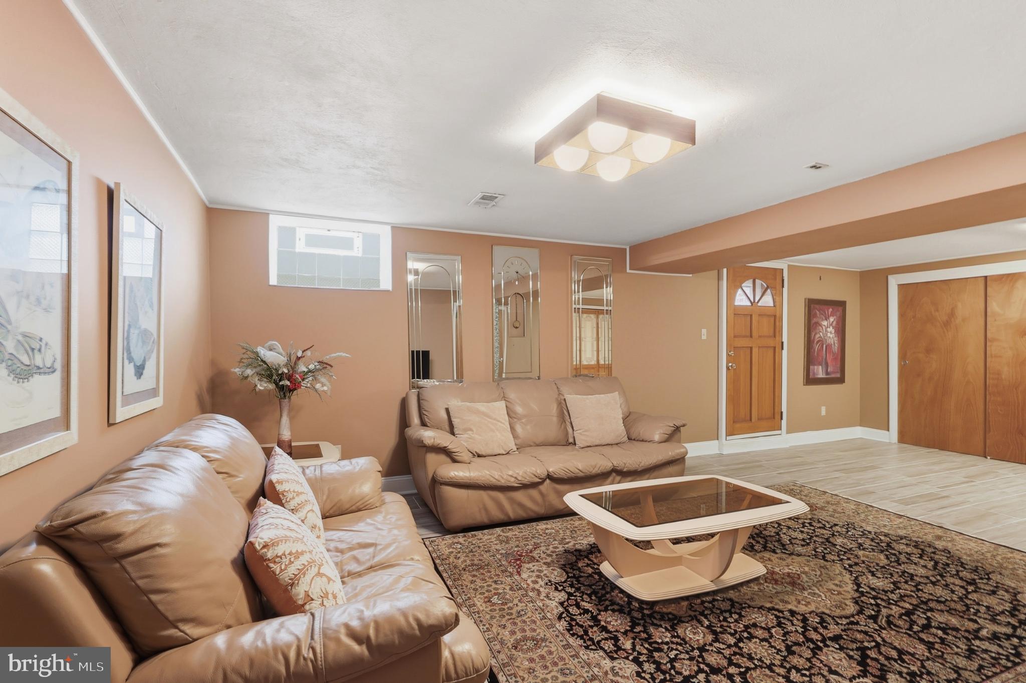 PINE VALLEY - Residential