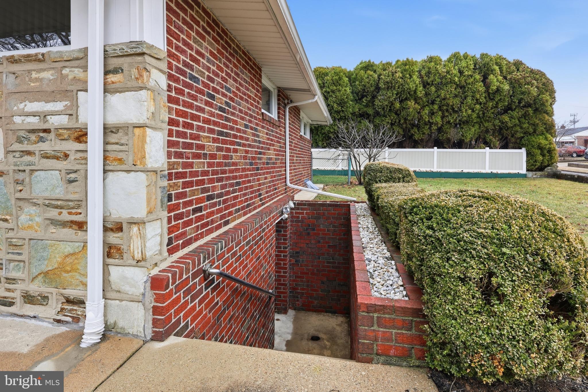 PINE VALLEY - Residential