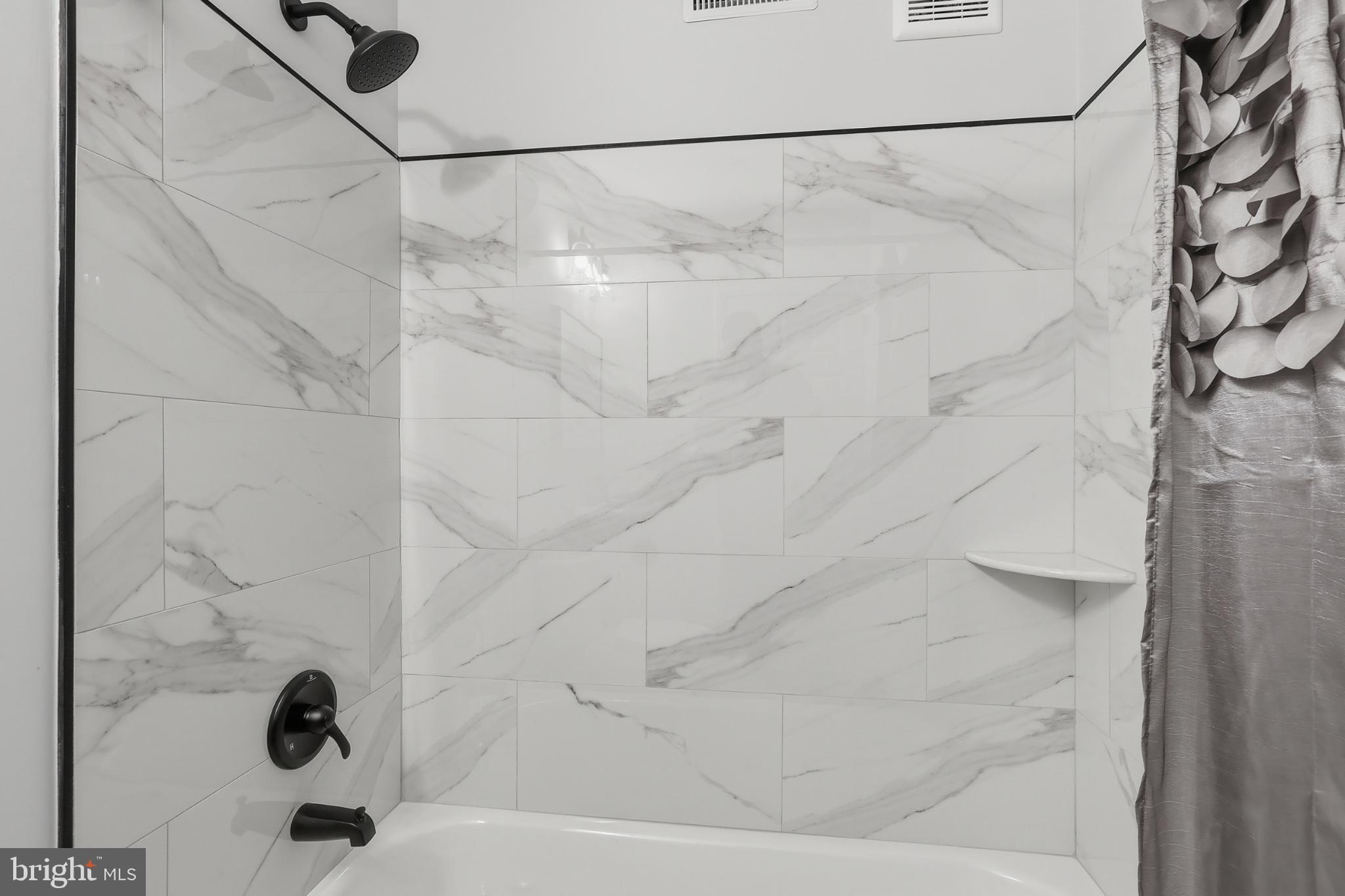 PINE VALLEY - Residential