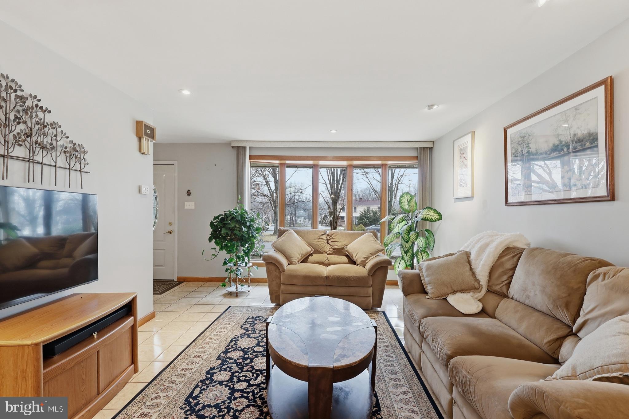 PINE VALLEY - Residential