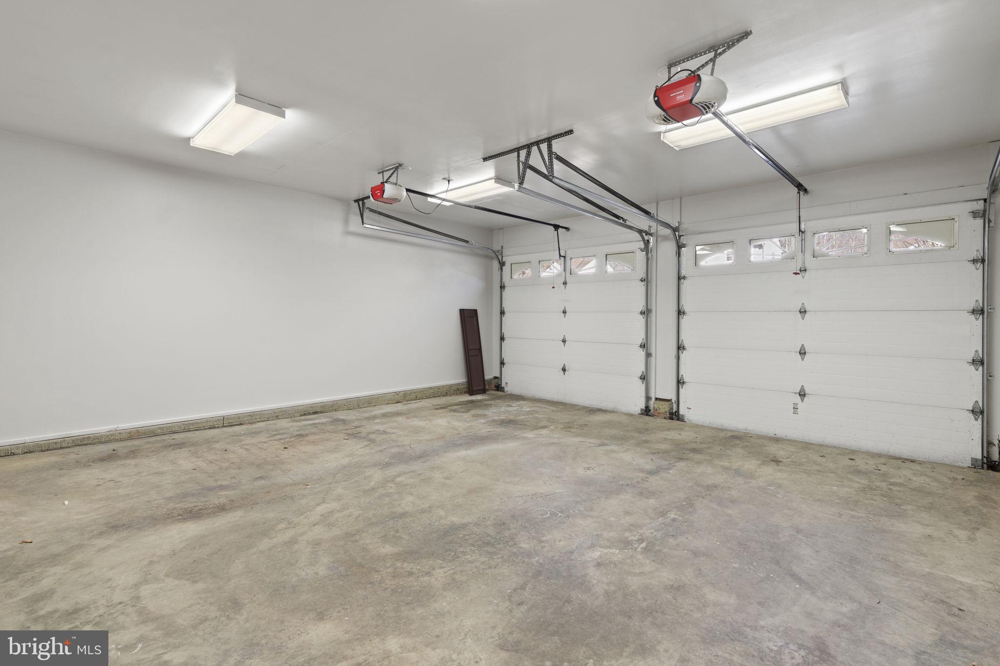 LENNINGS KNOLL - Residential