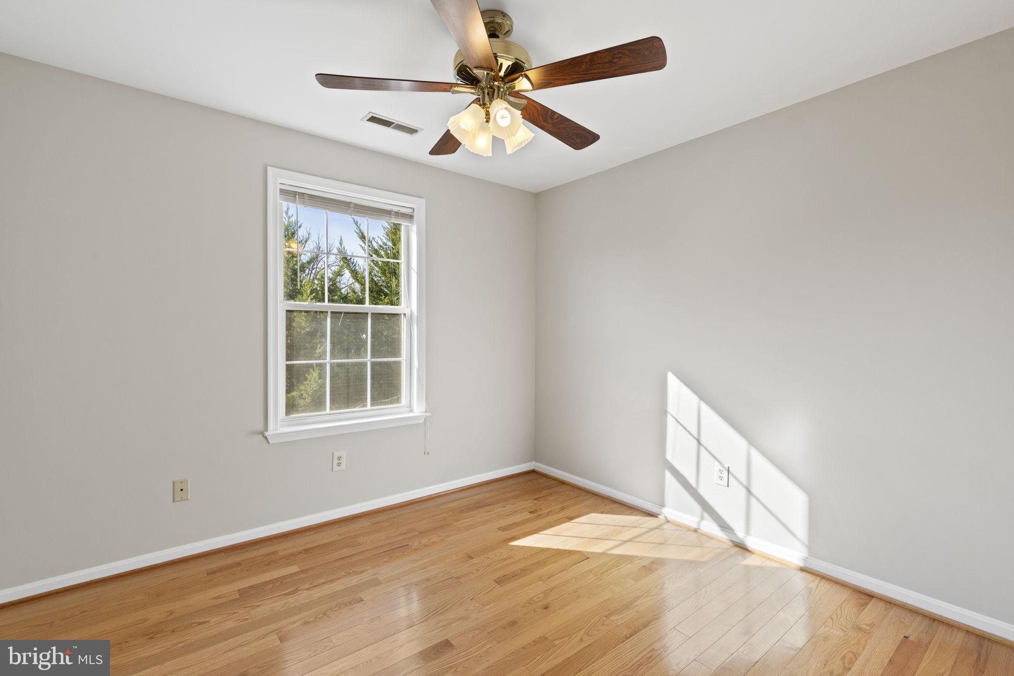 LENNINGS KNOLL - Residential