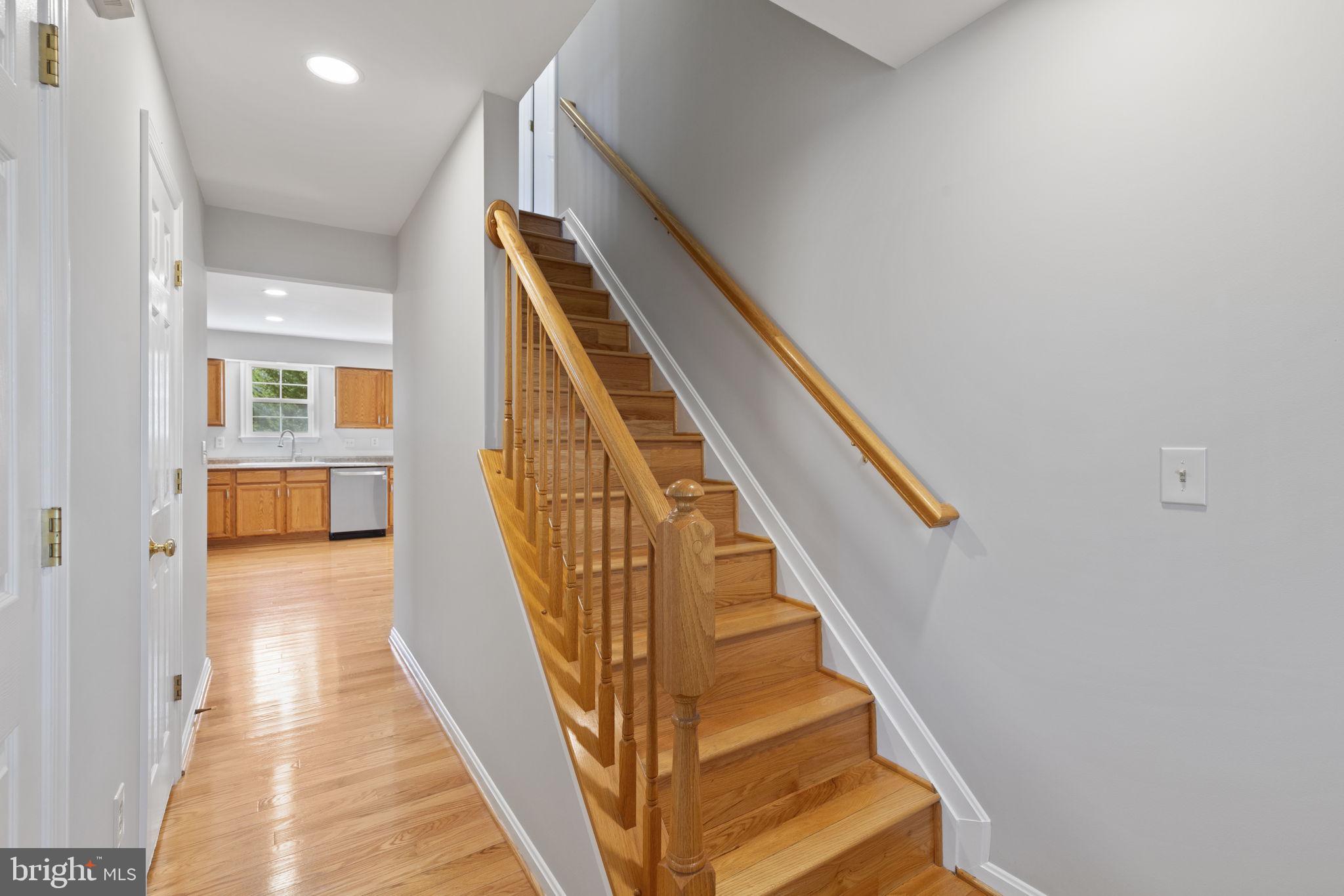 LENNINGS KNOLL - Residential