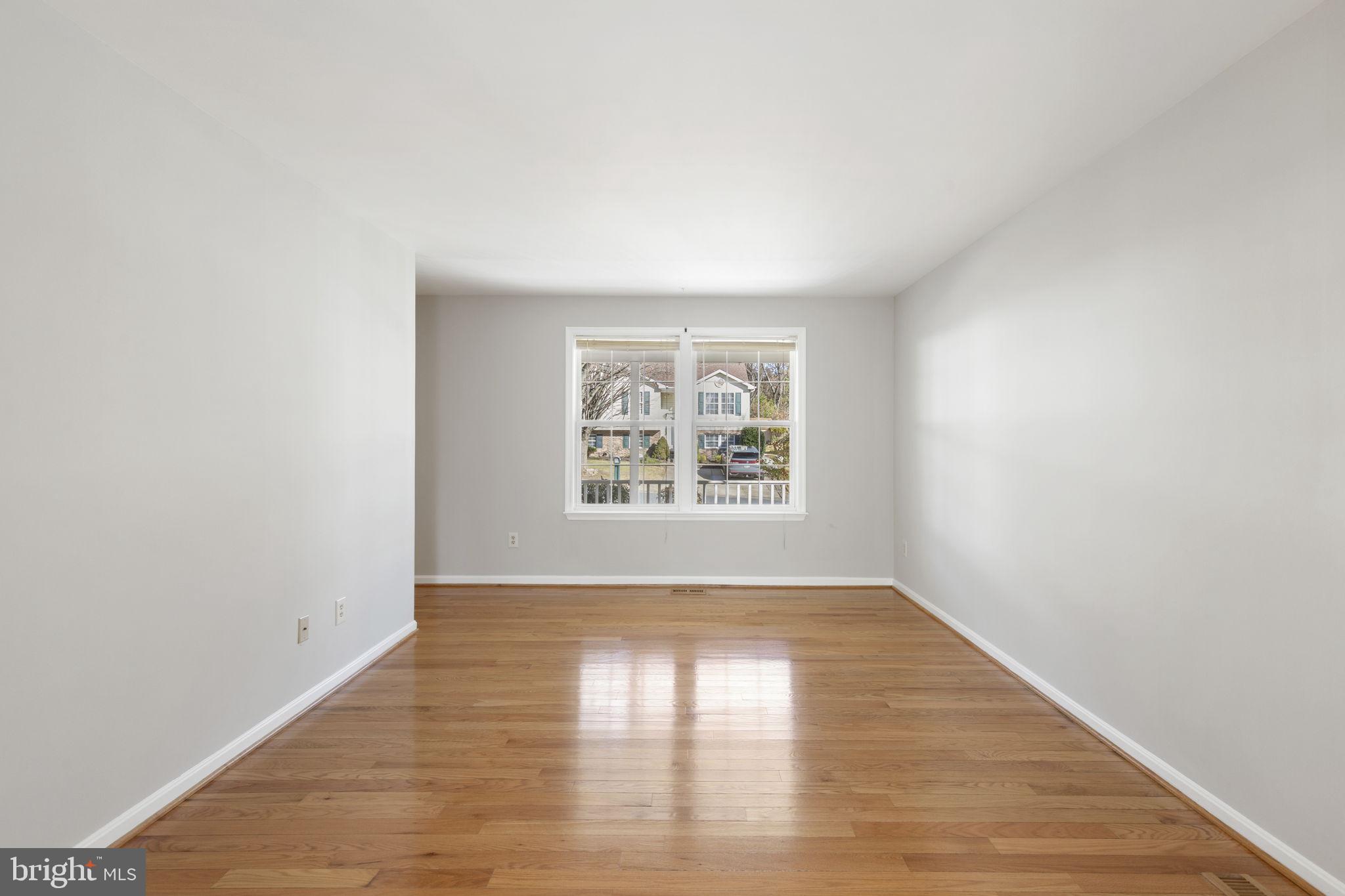 LENNINGS KNOLL - Residential