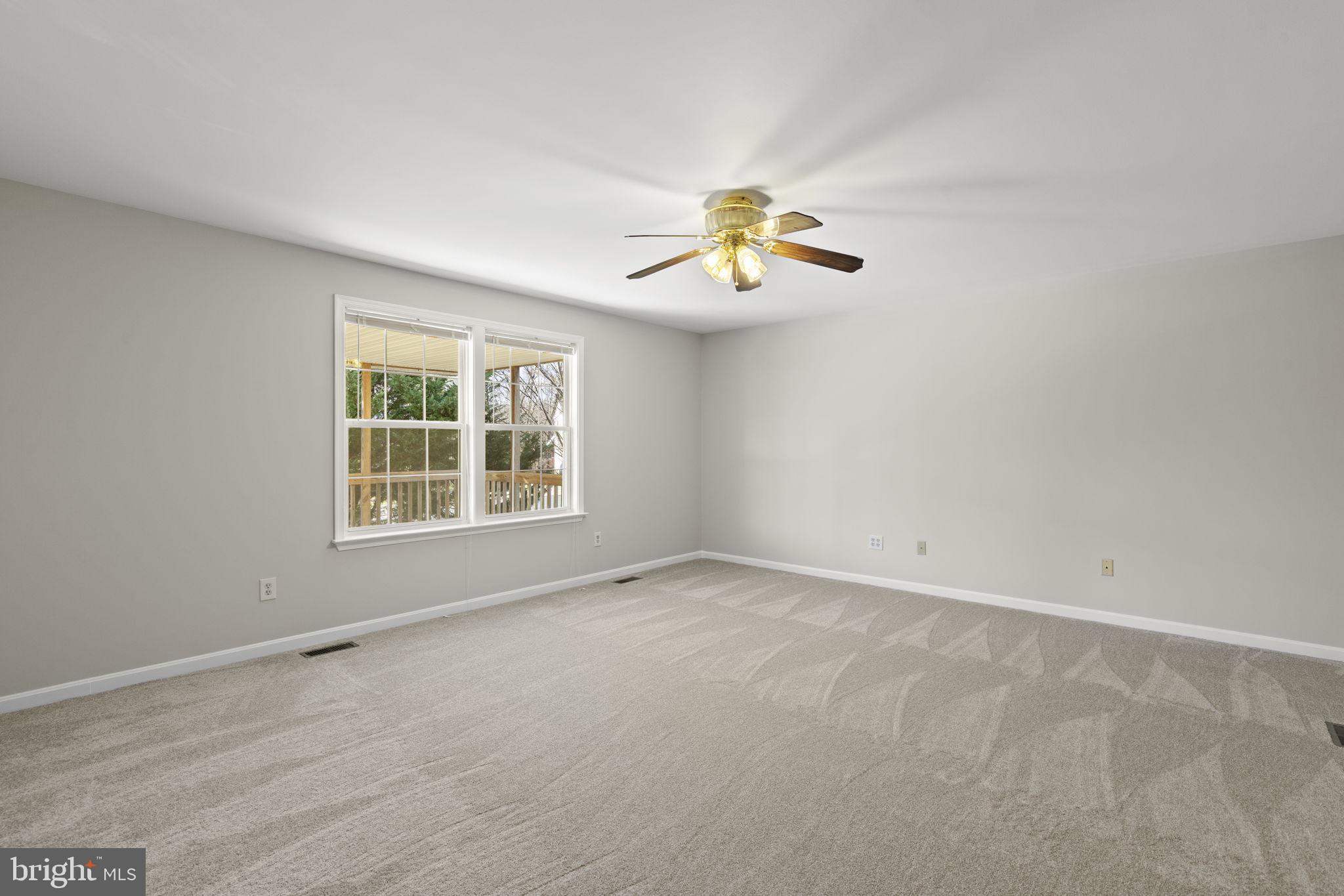 LENNINGS KNOLL - Residential