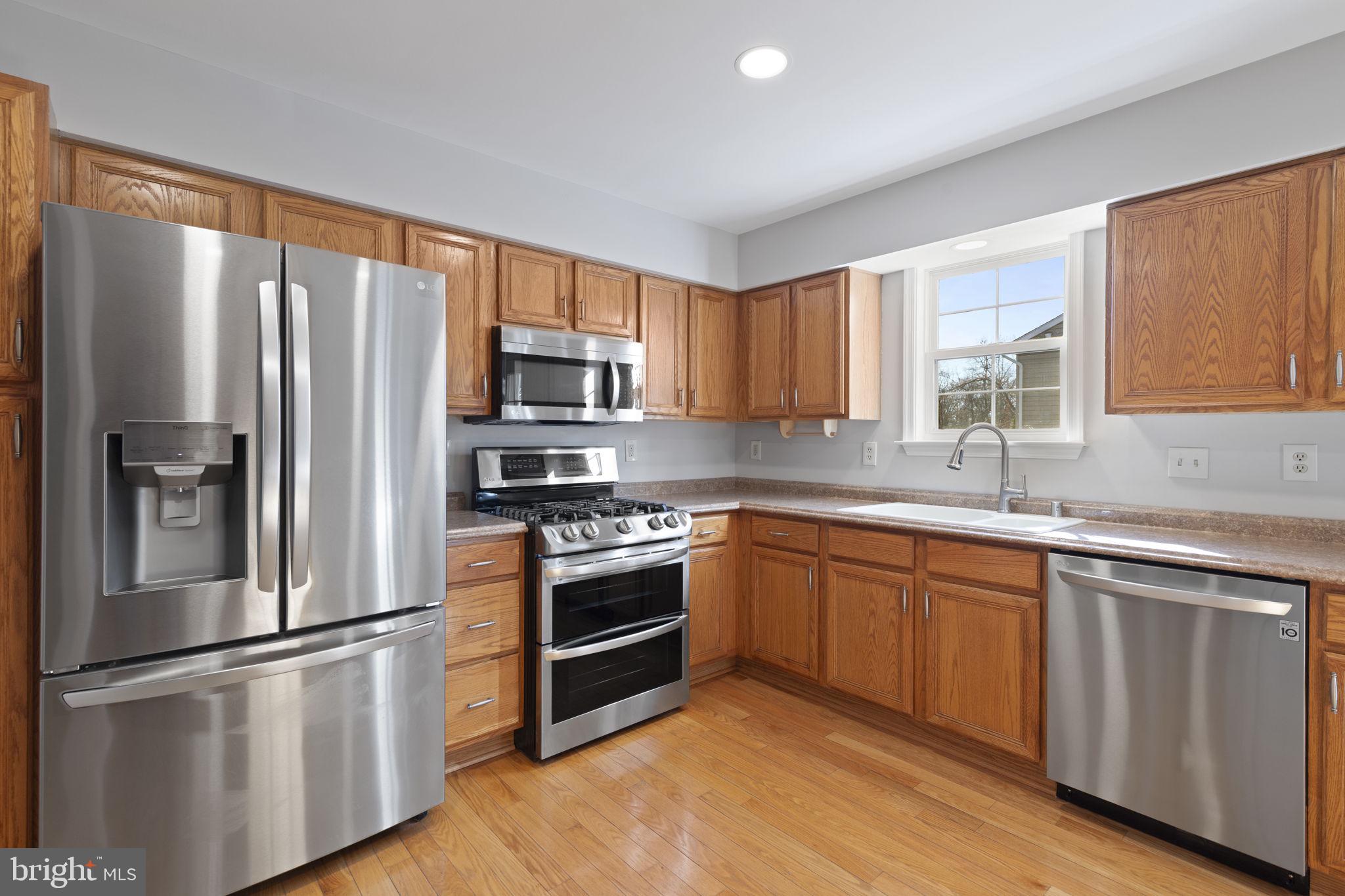 LENNINGS KNOLL - Residential