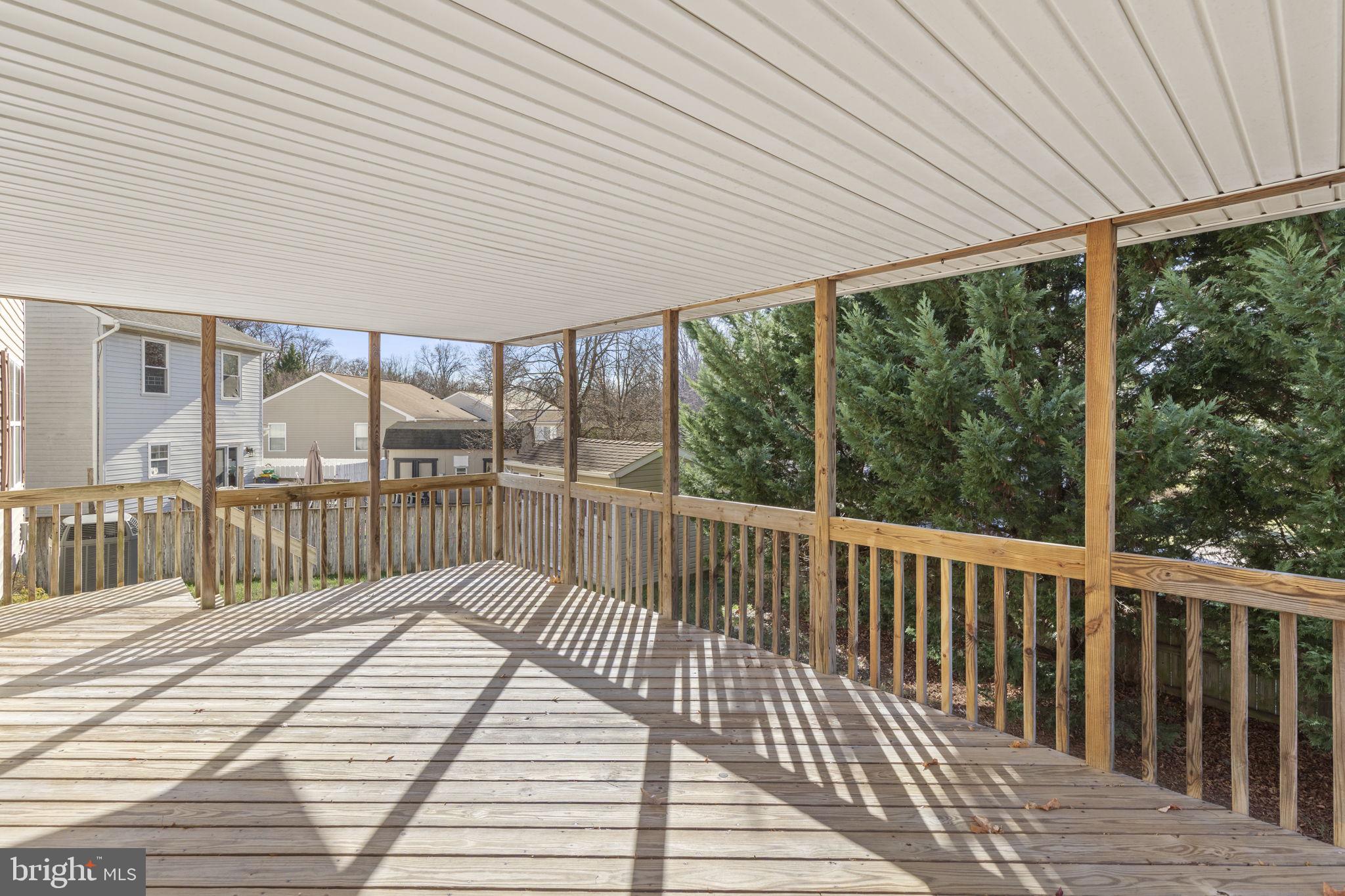 LENNINGS KNOLL - Residential