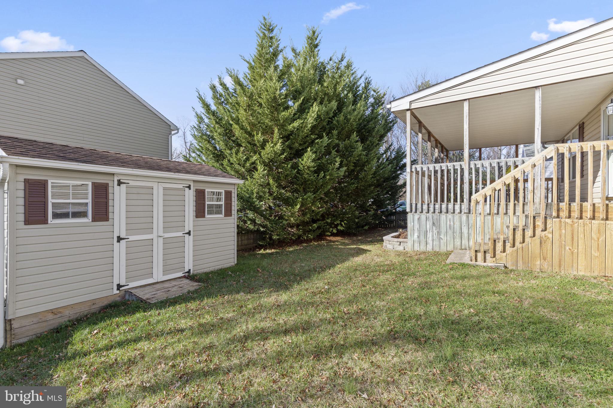 LENNINGS KNOLL - Residential