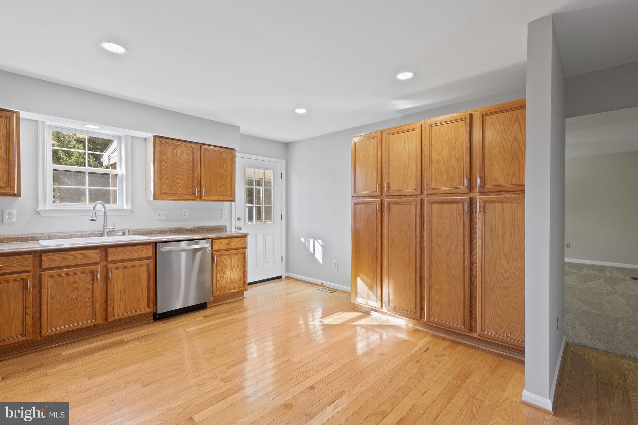 LENNINGS KNOLL - Residential