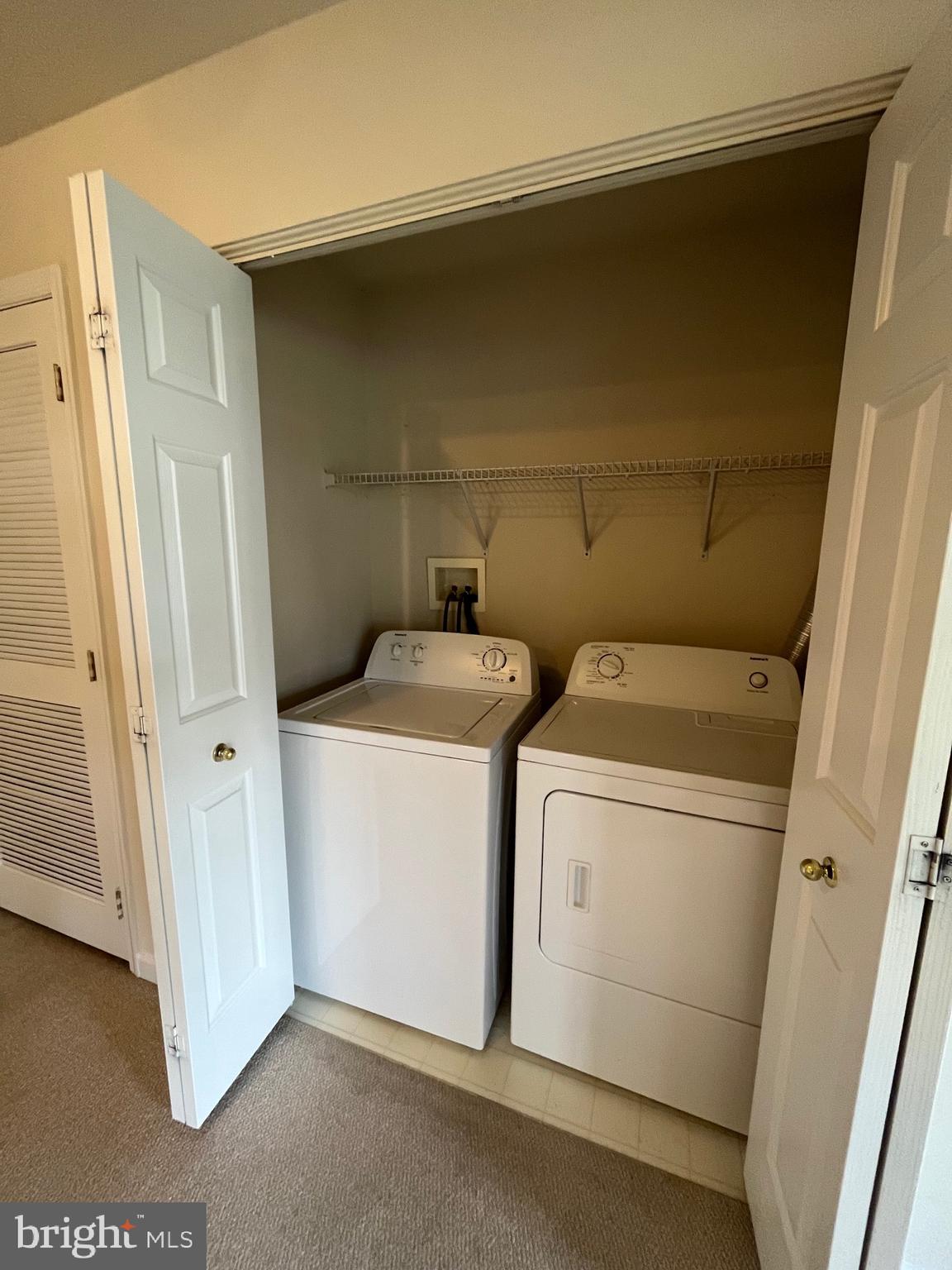 COLLEGE PARKWAY PLACE - Residential