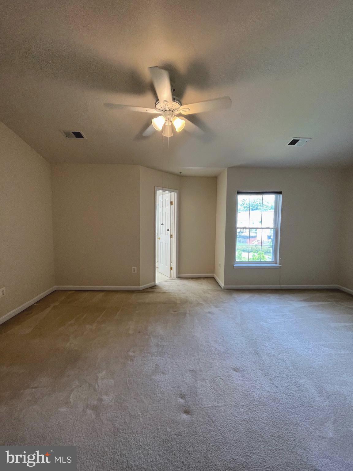 COLLEGE PARKWAY PLACE - Residential