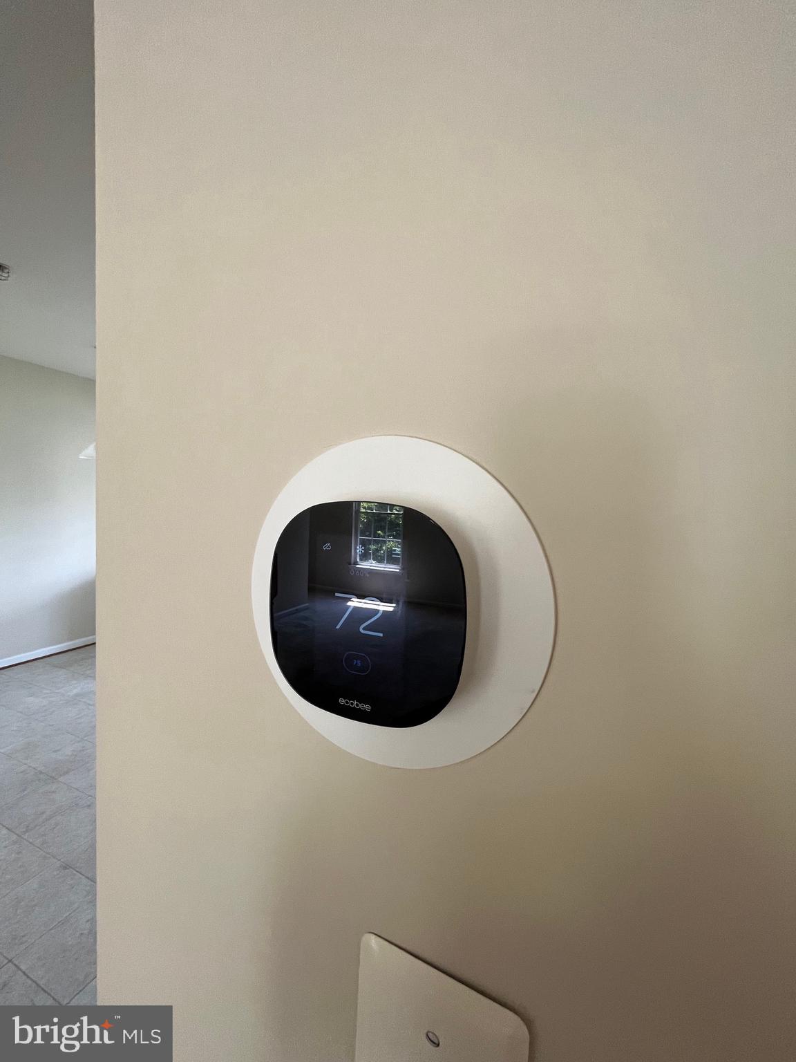 COLLEGE PARKWAY PLACE - Residential