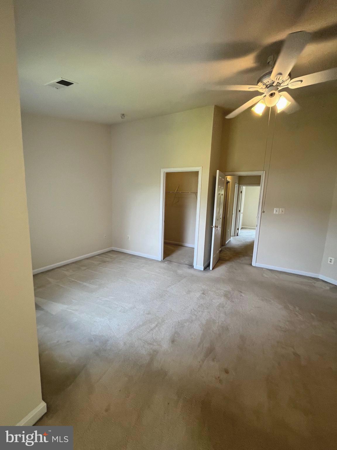 COLLEGE PARKWAY PLACE - Residential