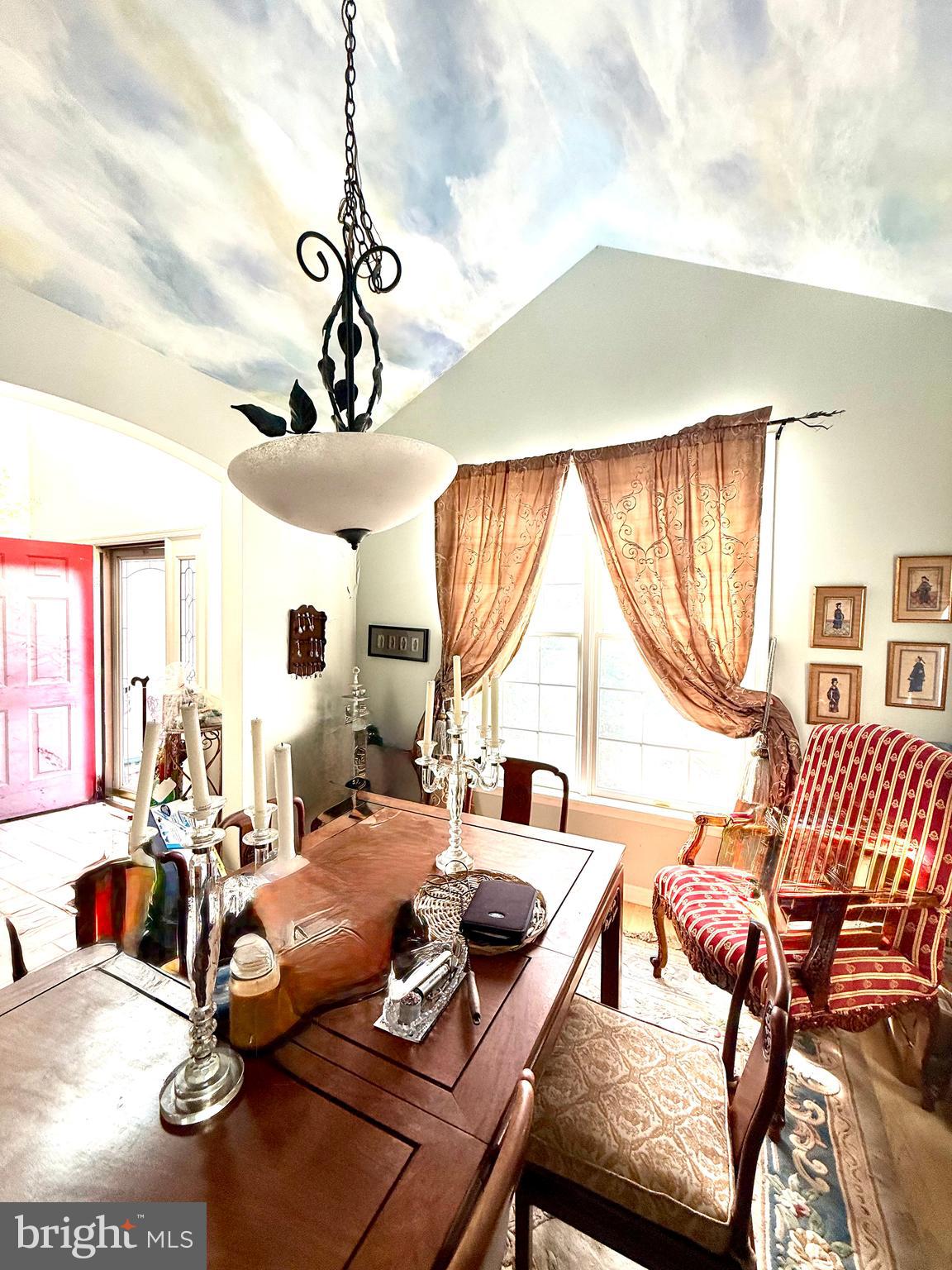 THE HEIGHTS OF BEACON HILL - Residential