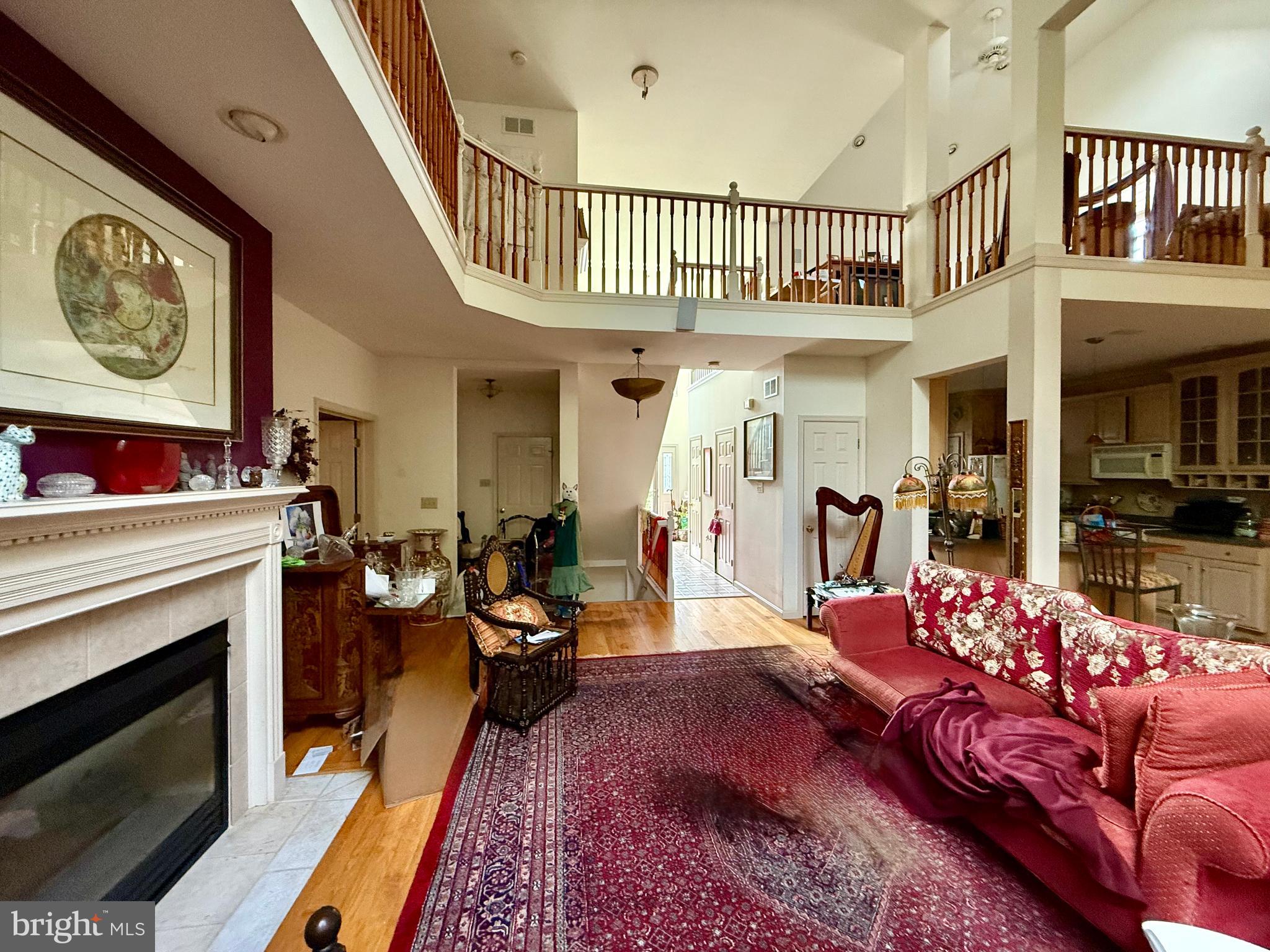 THE HEIGHTS OF BEACON HILL - Residential