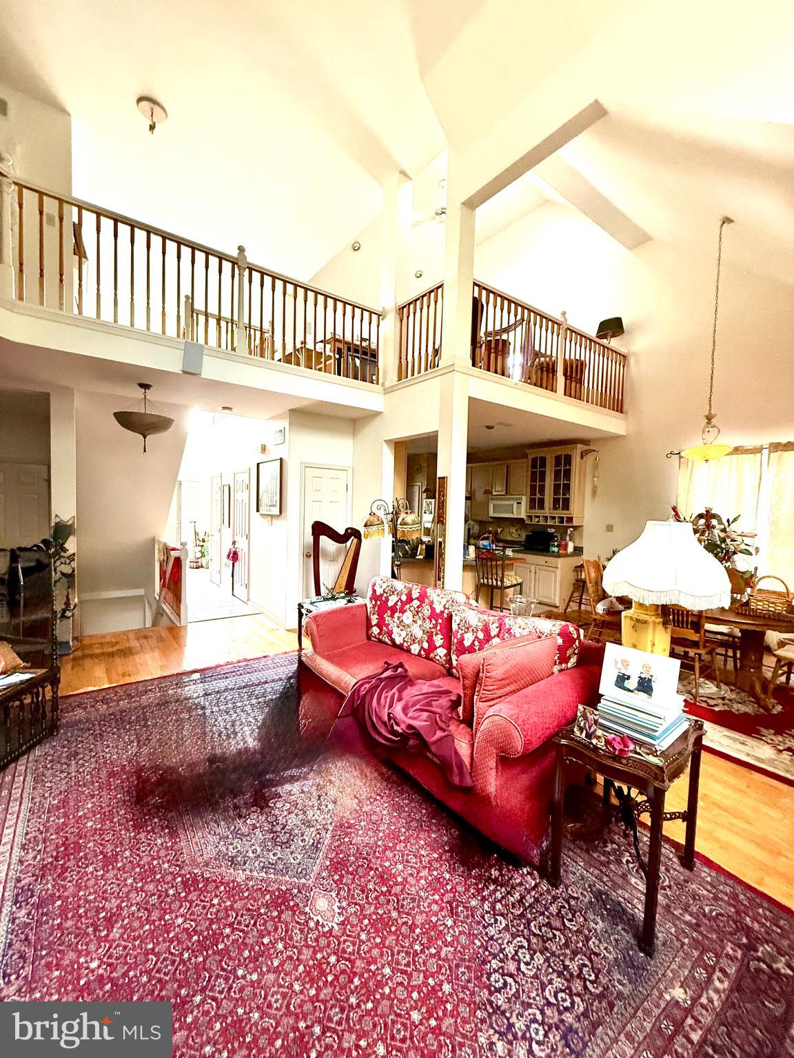 THE HEIGHTS OF BEACON HILL - Residential