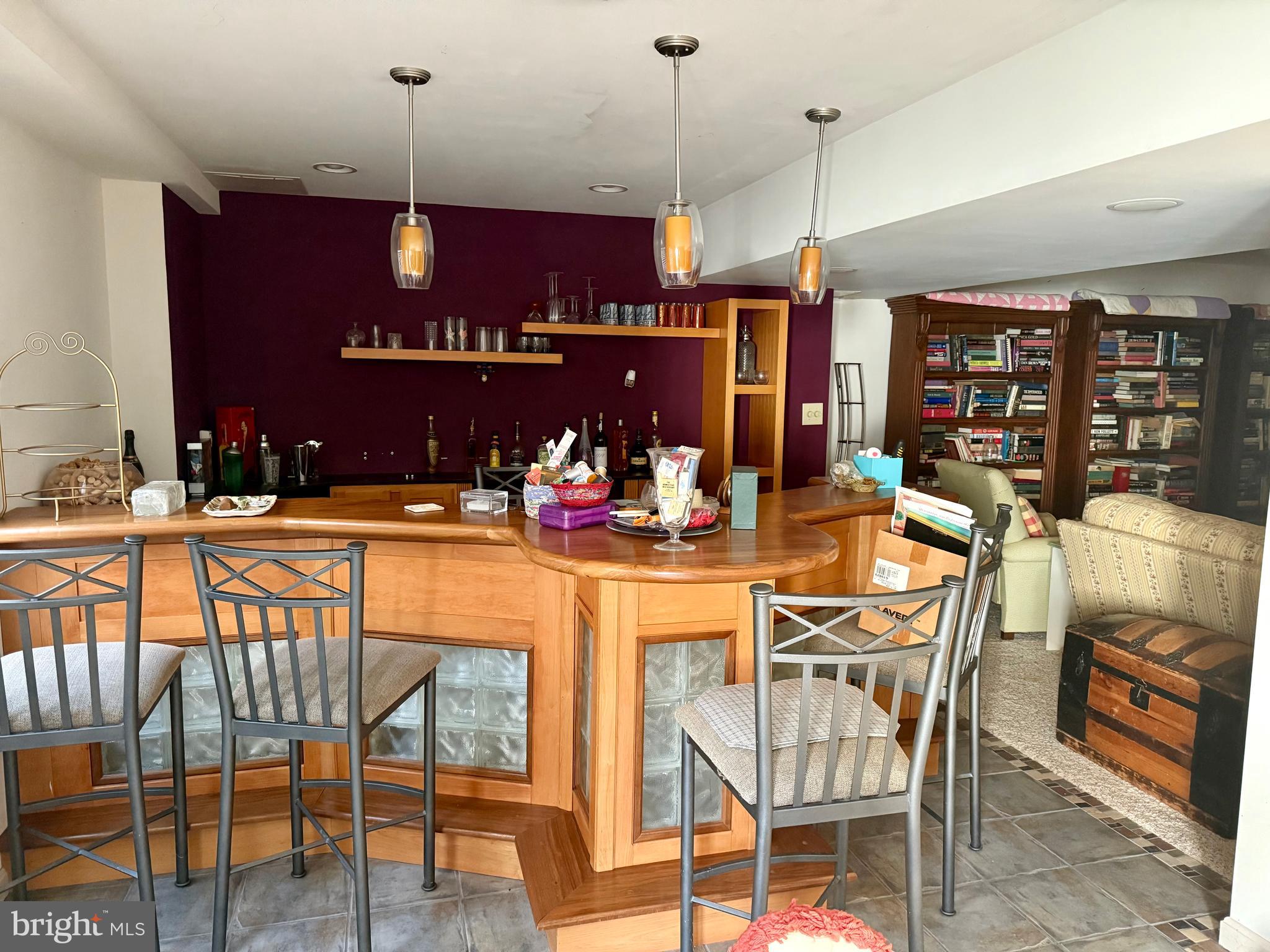 THE HEIGHTS OF BEACON HILL - Residential