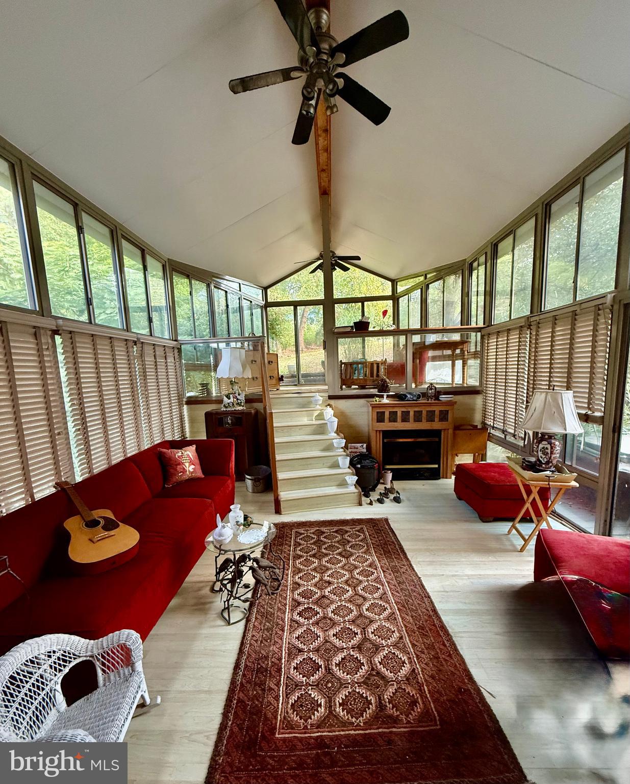 THE HEIGHTS OF BEACON HILL - Residential