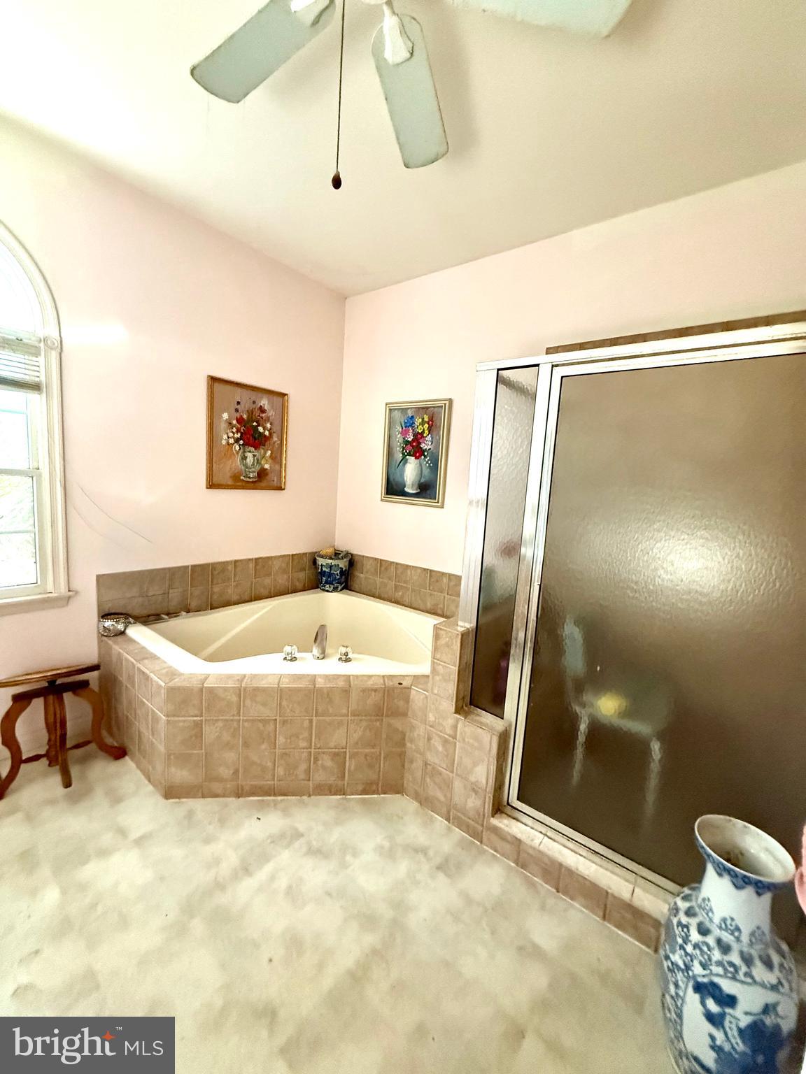 THE HEIGHTS OF BEACON HILL - Residential