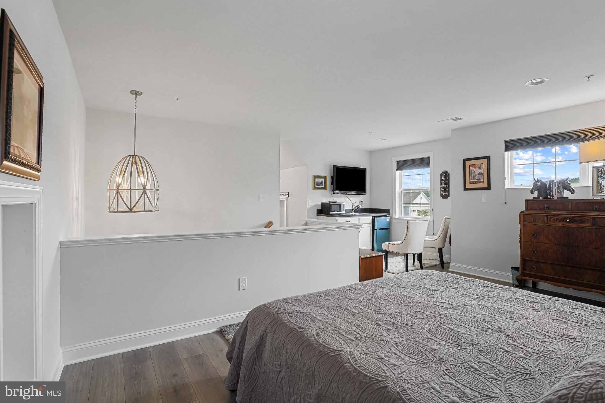 BAY BRIDGE COVE - Residential