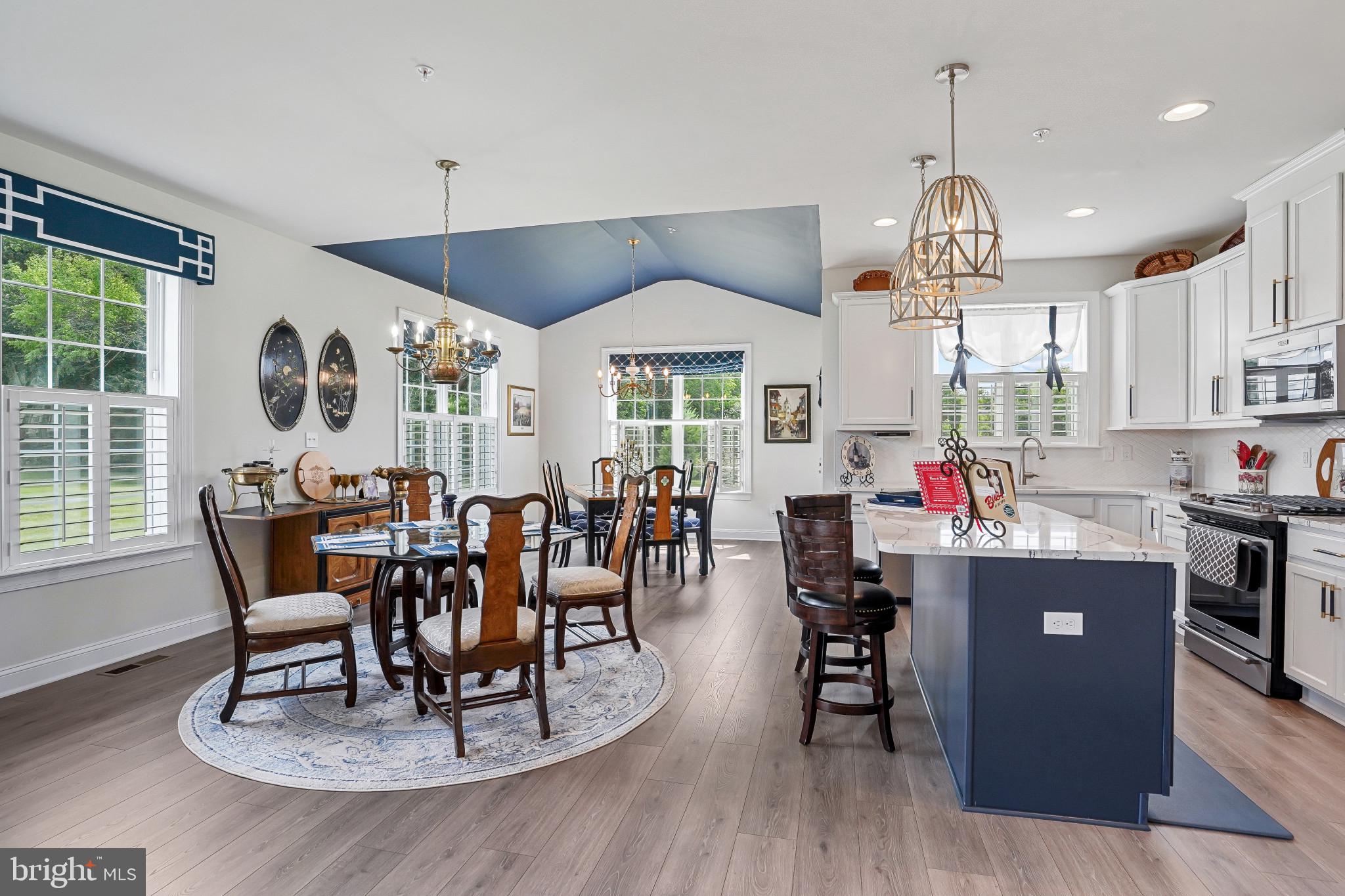 BAY BRIDGE COVE - Residential