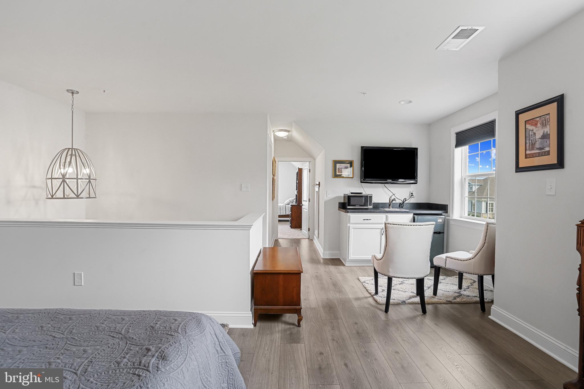 BAY BRIDGE COVE - Residential