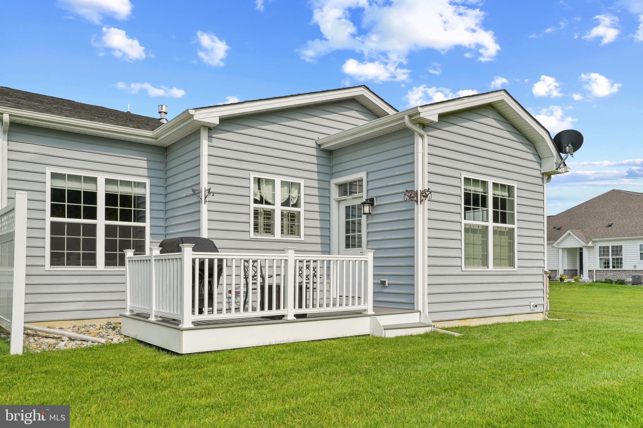 BAY BRIDGE COVE - Residential