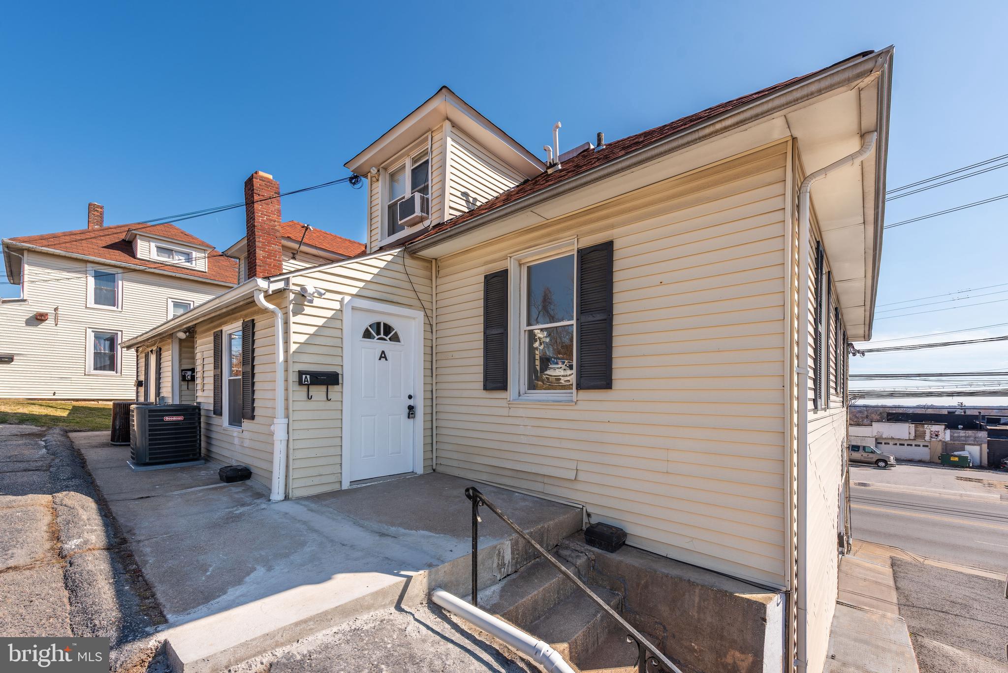 FULLERTON HEIGHTS - Residential Lease