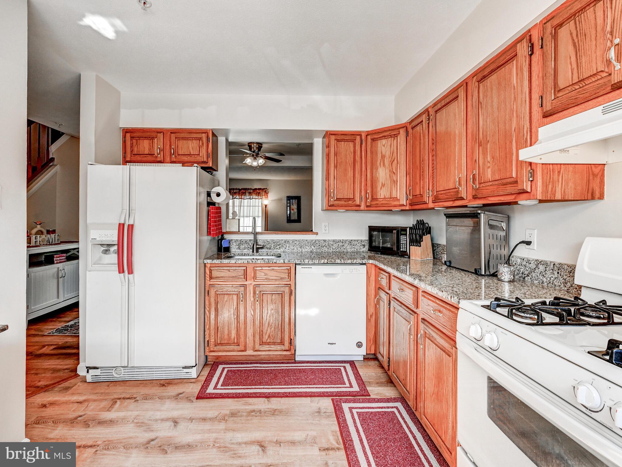 ROBERTS FIELD - Residential