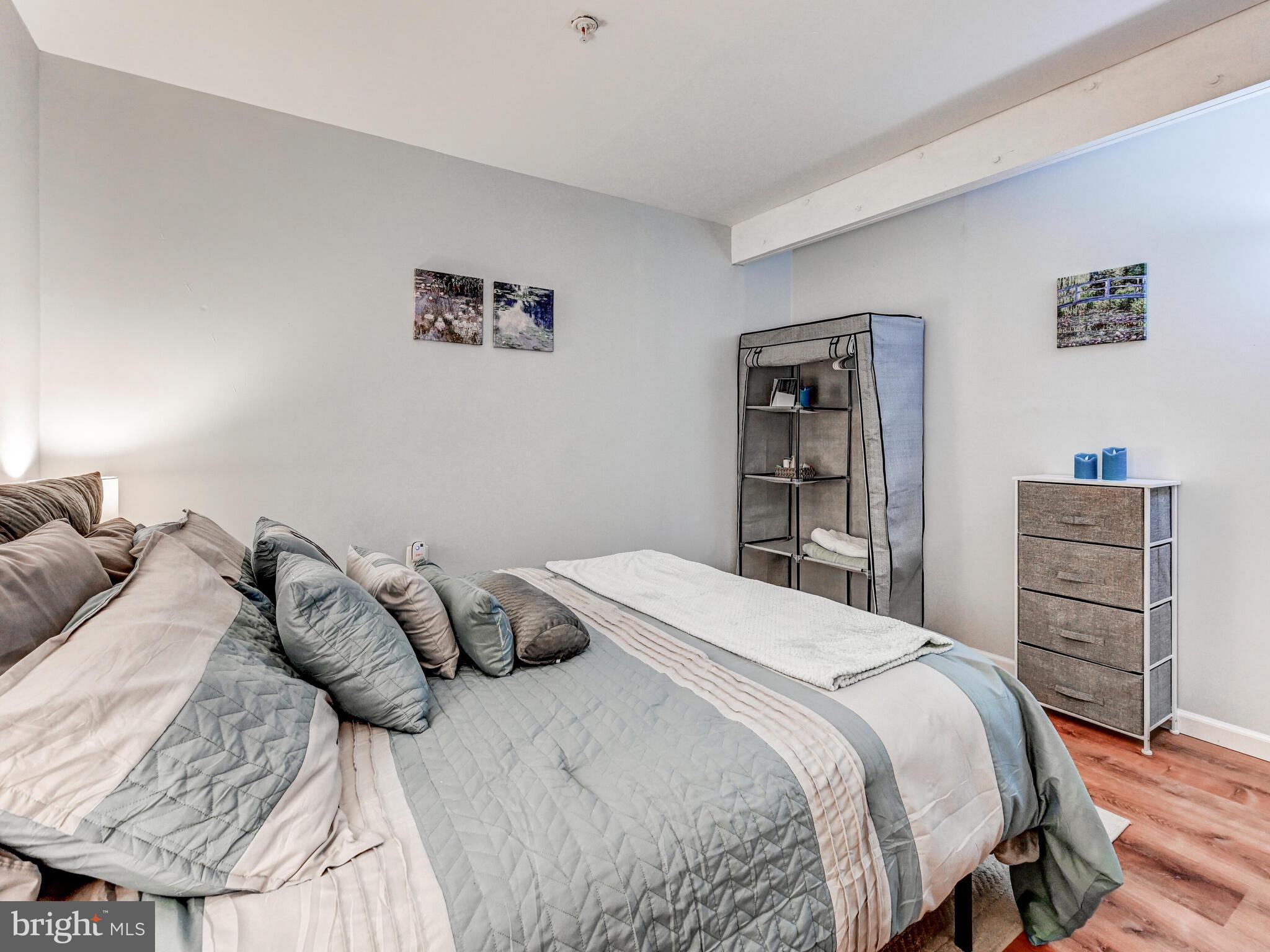 ROBERTS FIELD - Residential