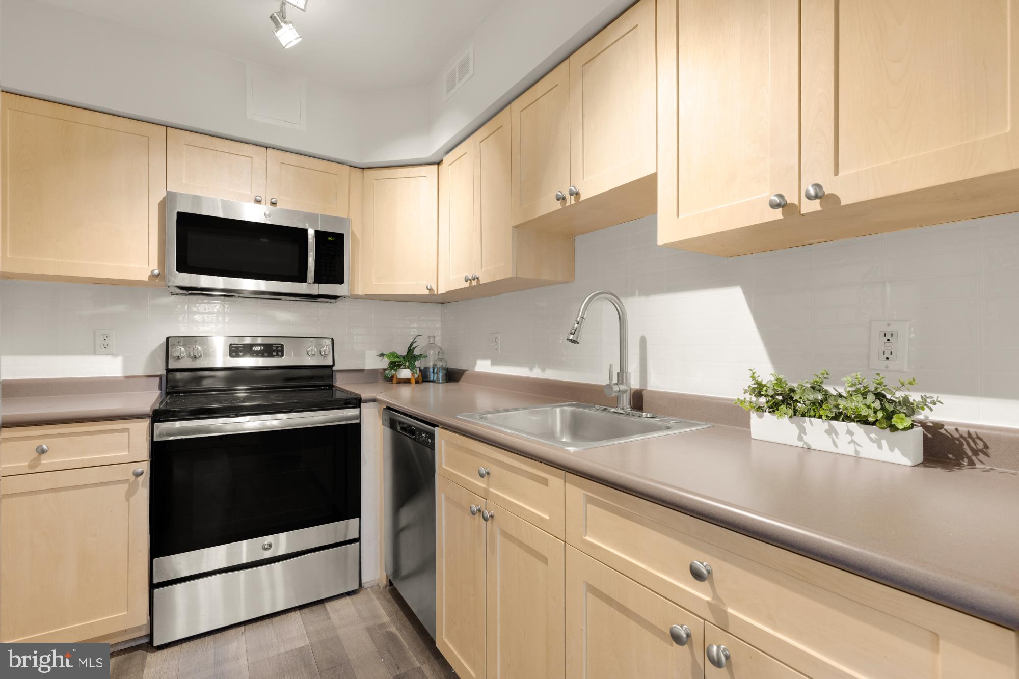 3804 RODMAN STREET NW 302