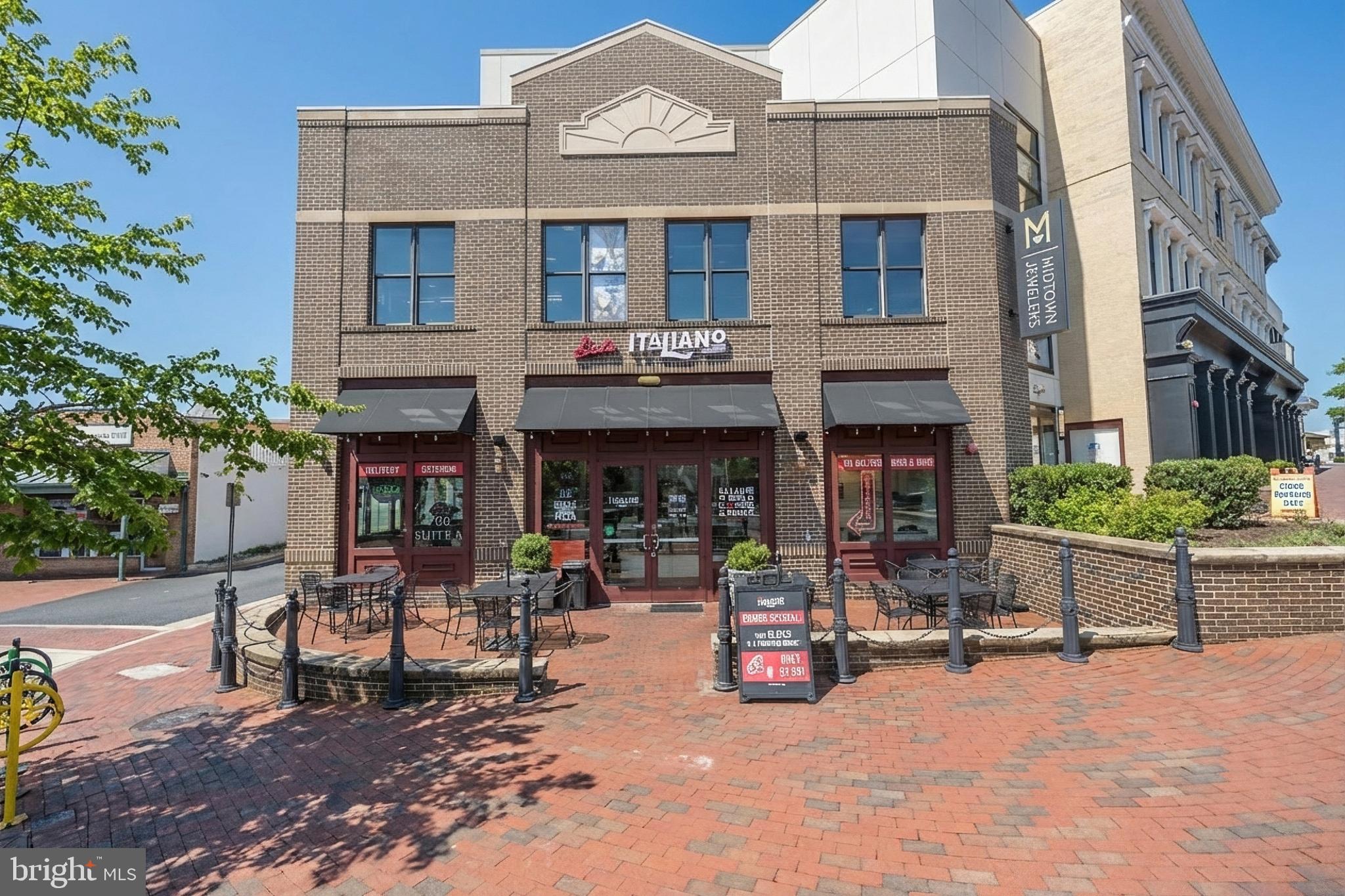 JEFFERSON MEWS - Residential