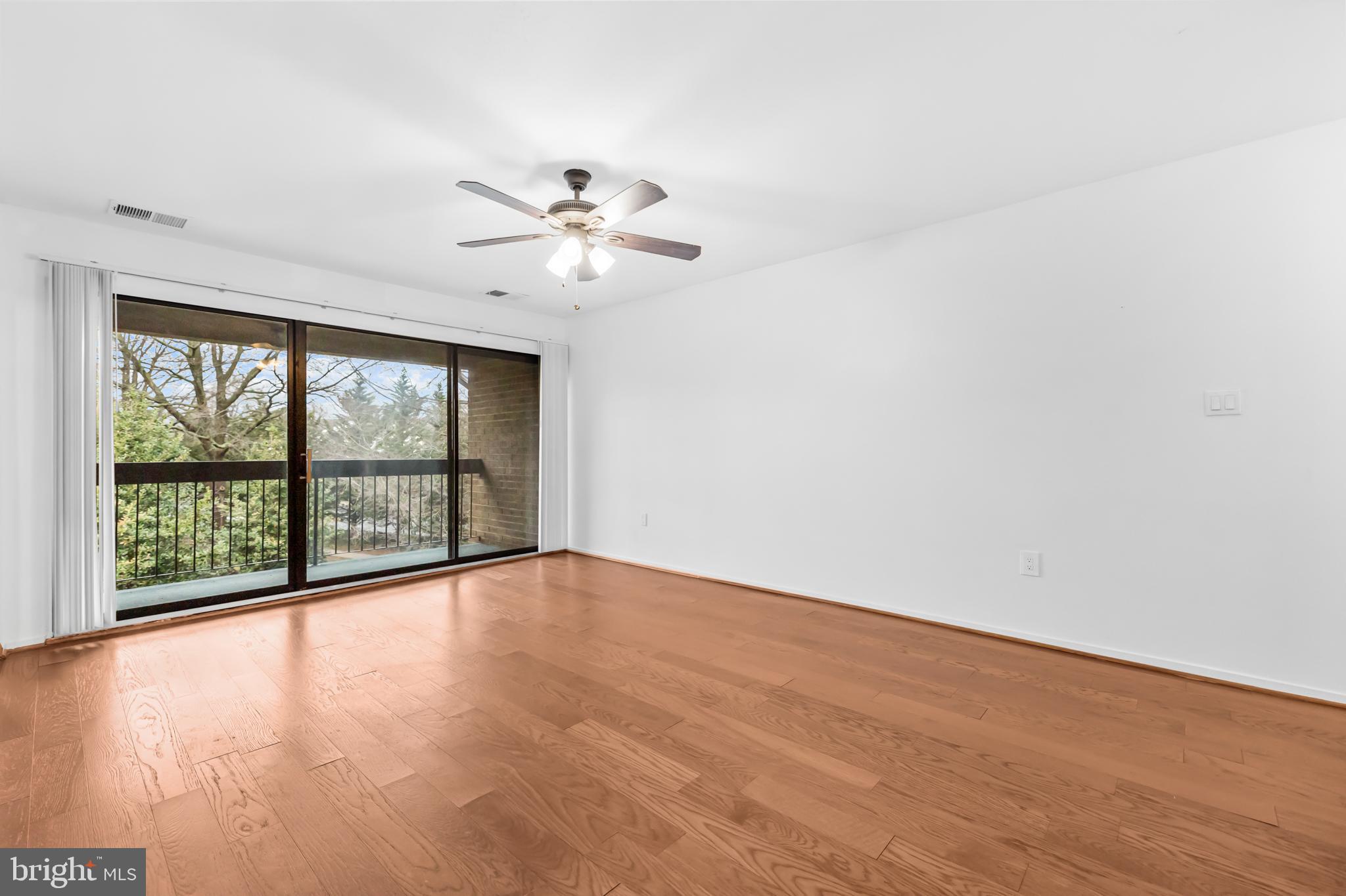 JEFFERSON MEWS - Residential