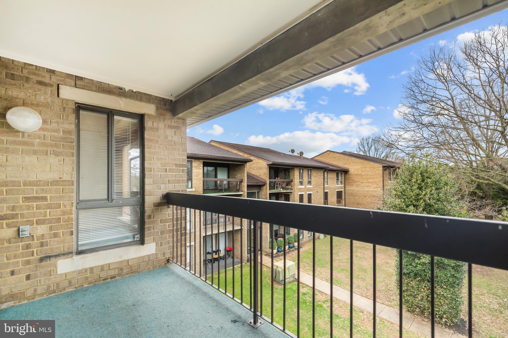 JEFFERSON MEWS - Residential