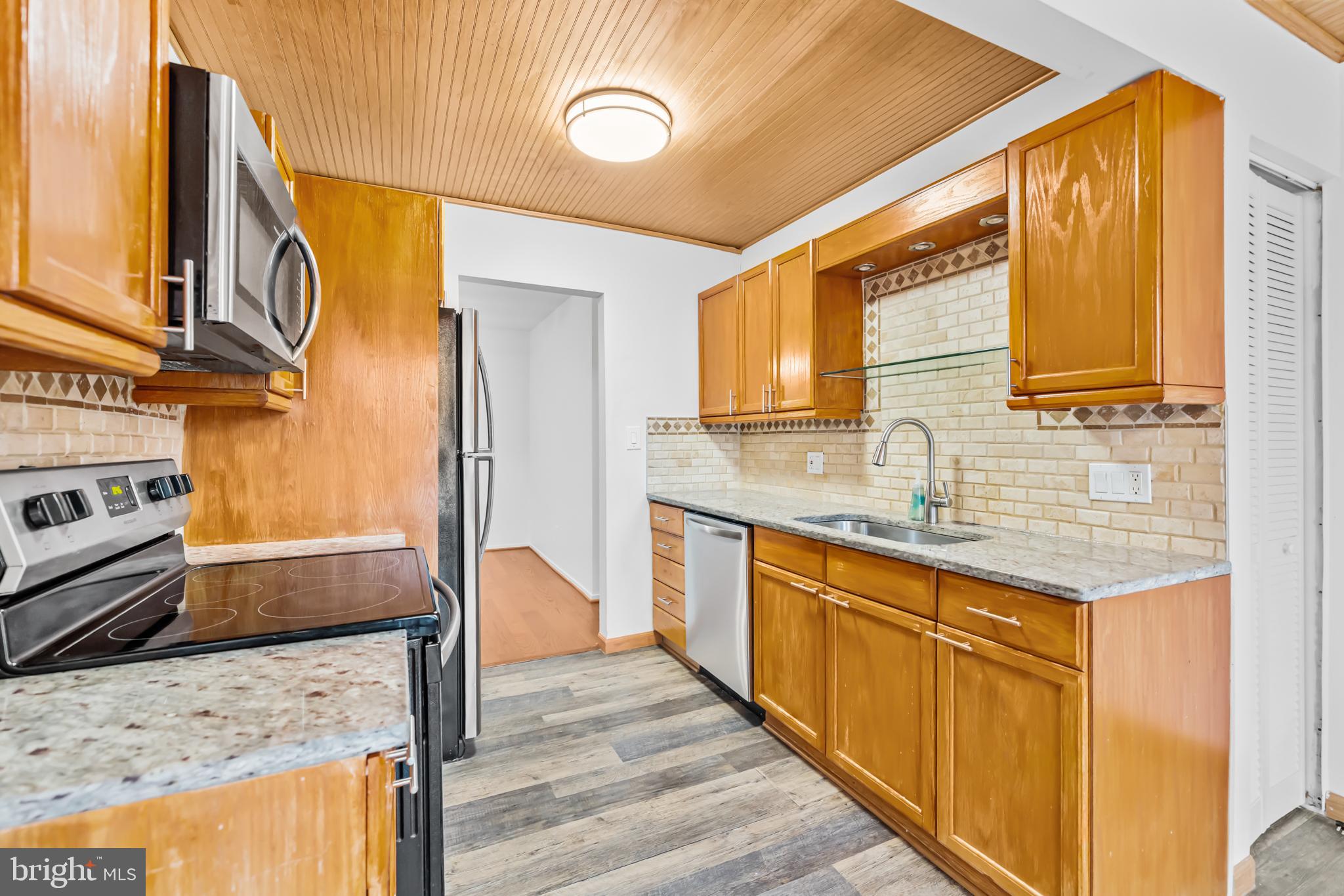 JEFFERSON MEWS - Residential