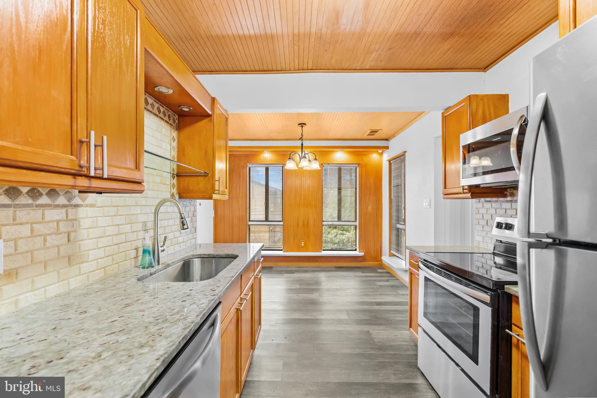 JEFFERSON MEWS - Residential