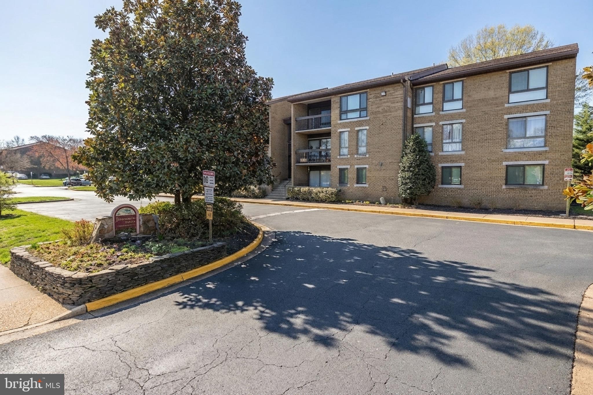 JEFFERSON MEWS - Residential