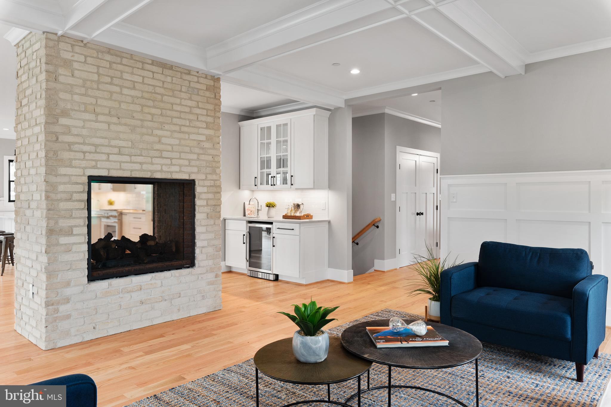 MURRAY HILL - Residential