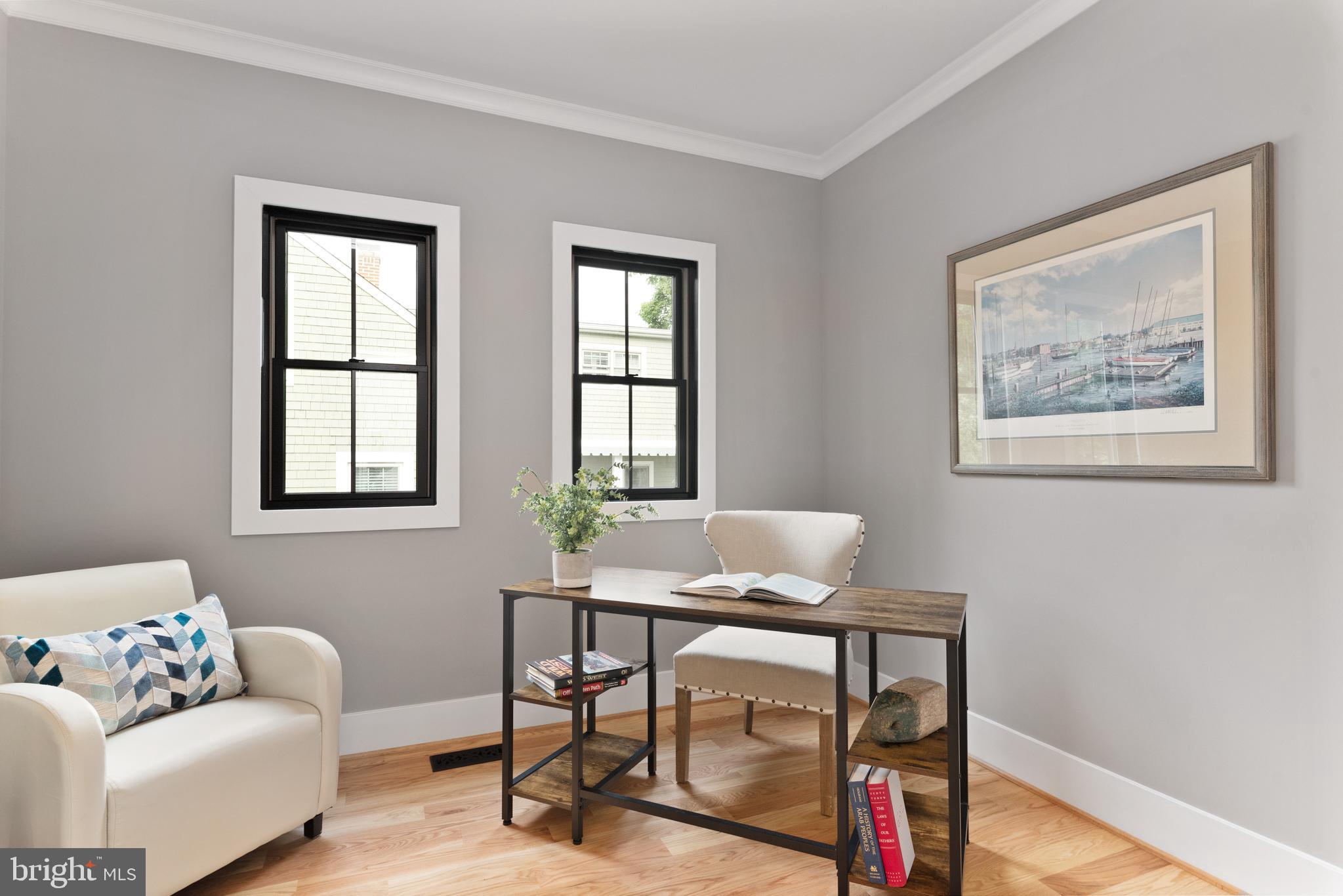 MURRAY HILL - Residential